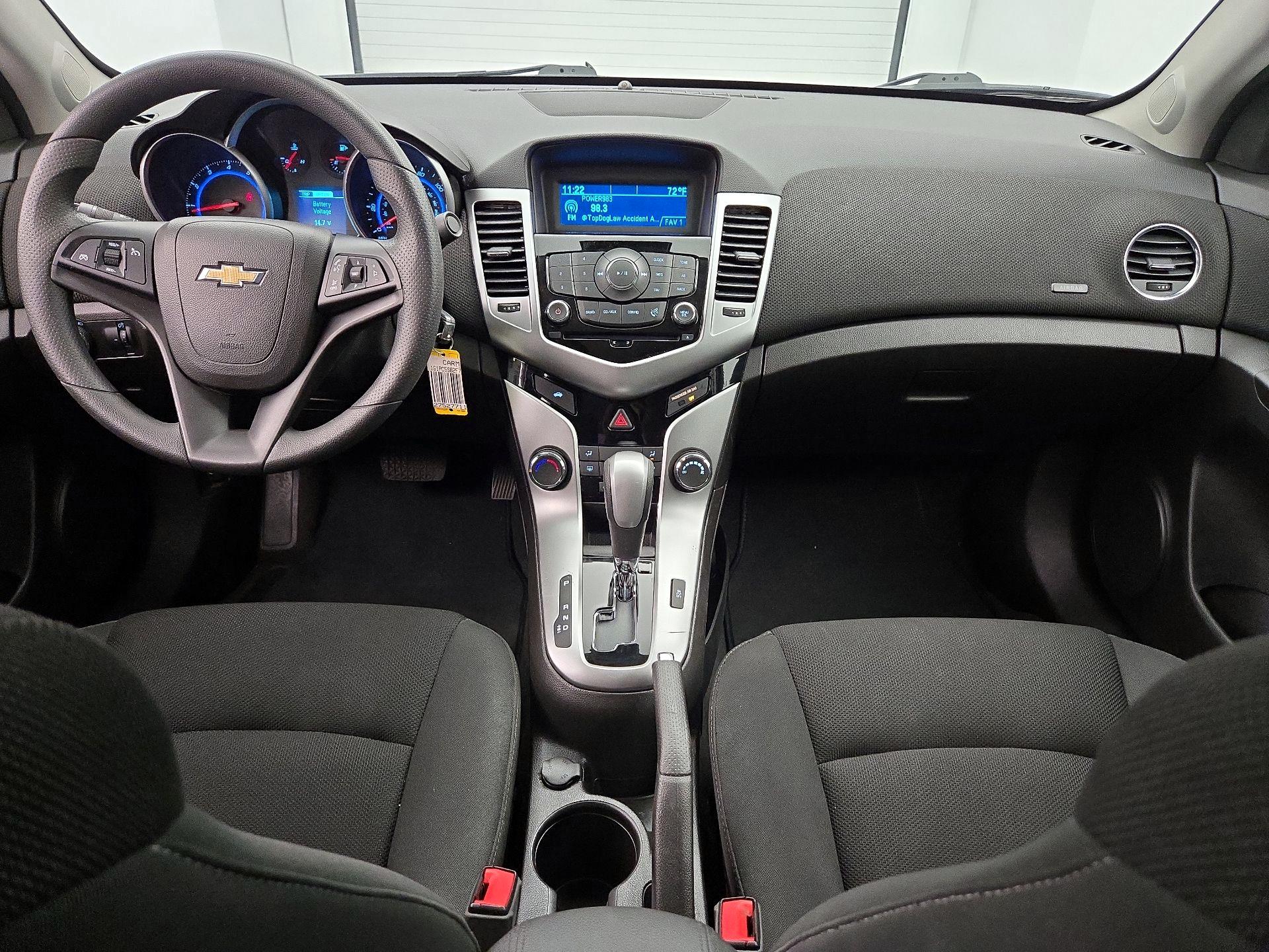 Thumbnail: 2015 Chevrolet Cruze - 9