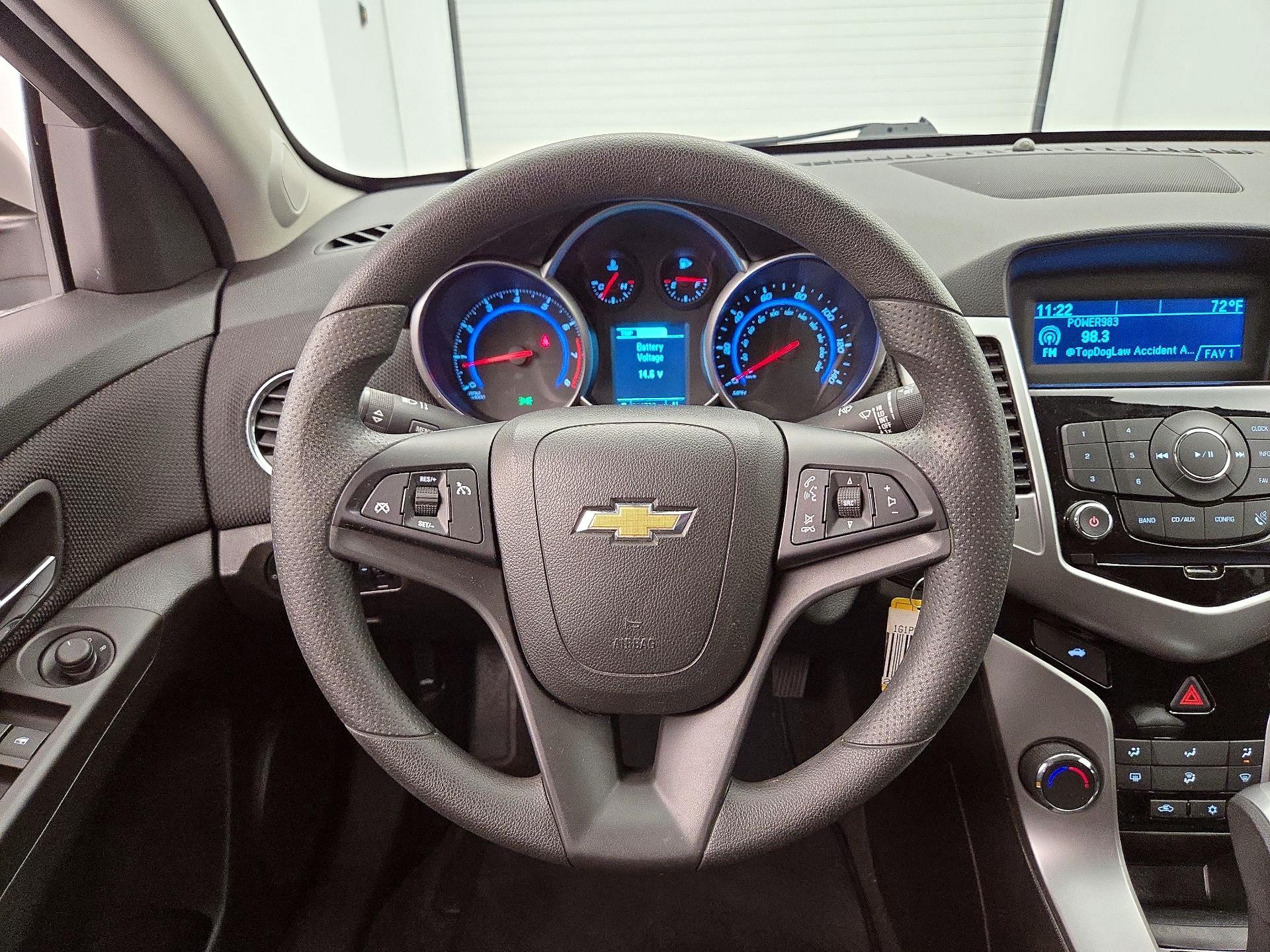 Thumbnail: 2015 Chevrolet Cruze - 10