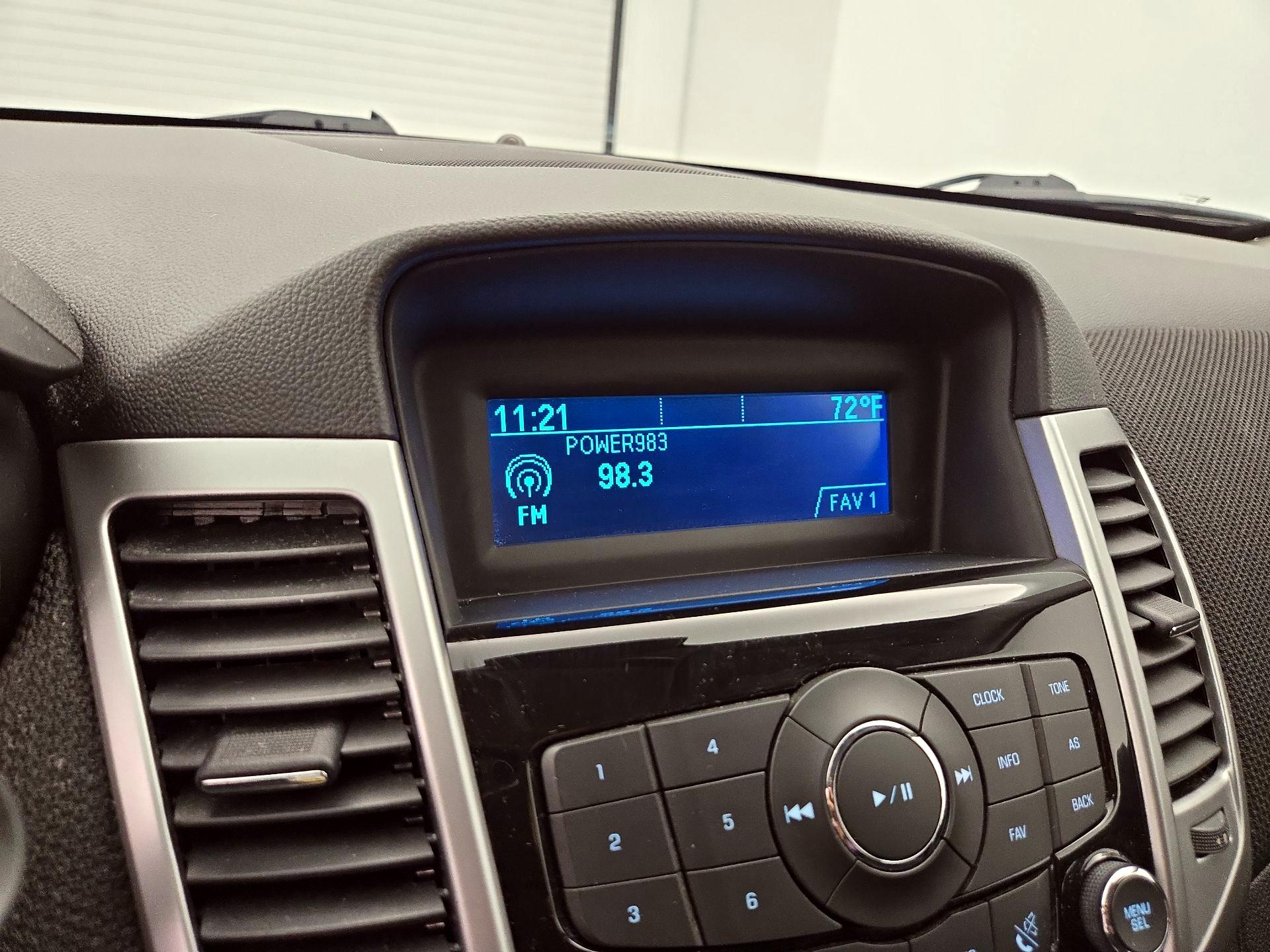 Thumbnail: 2015 Chevrolet Cruze - 14