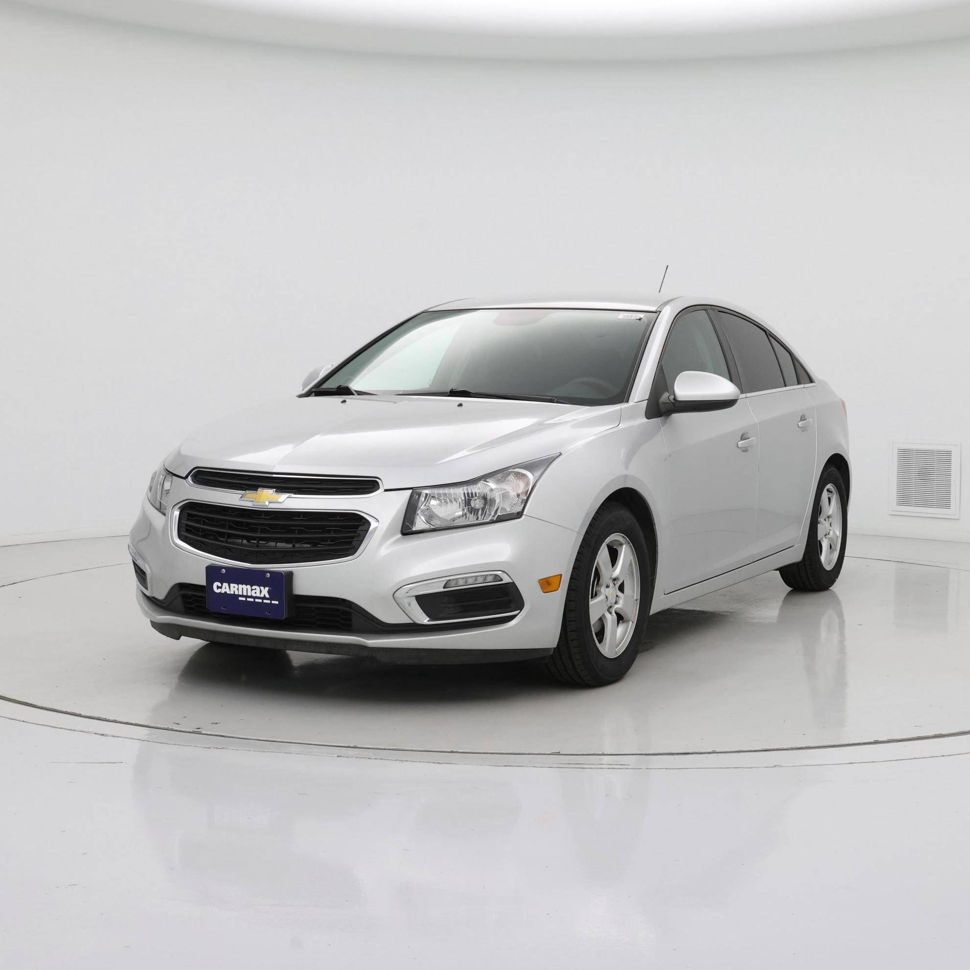 Thumbnail: 2015 Chevrolet Cruze - 4