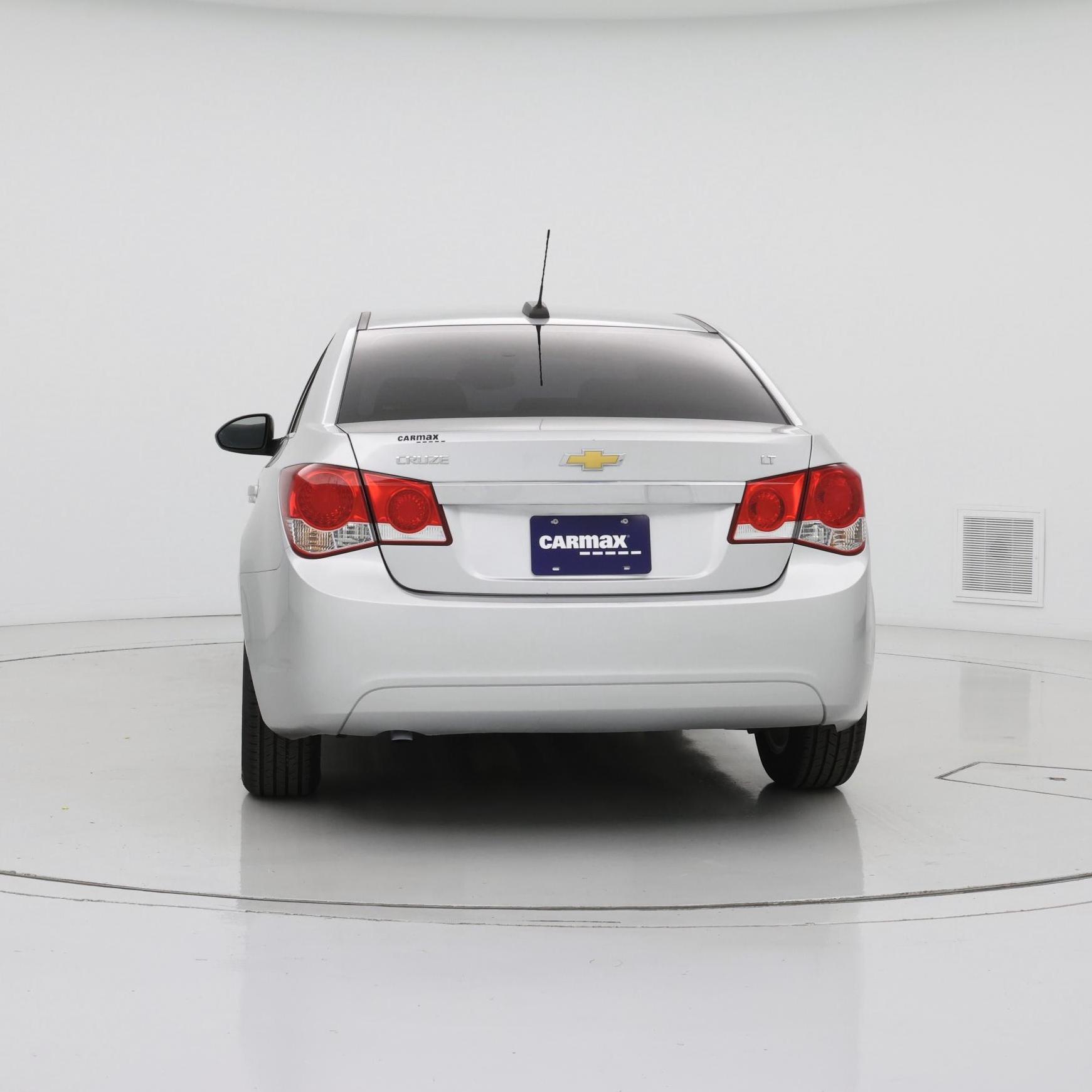 Thumbnail: 2015 Chevrolet Cruze - 6