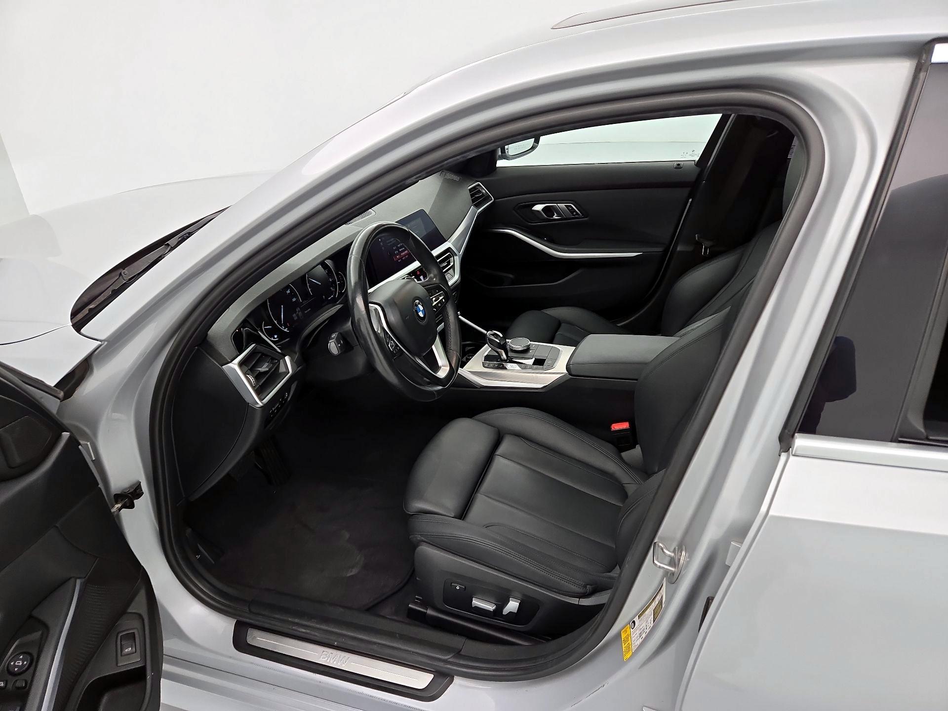 Thumbnail: 2020 BMW 3 Series - 11