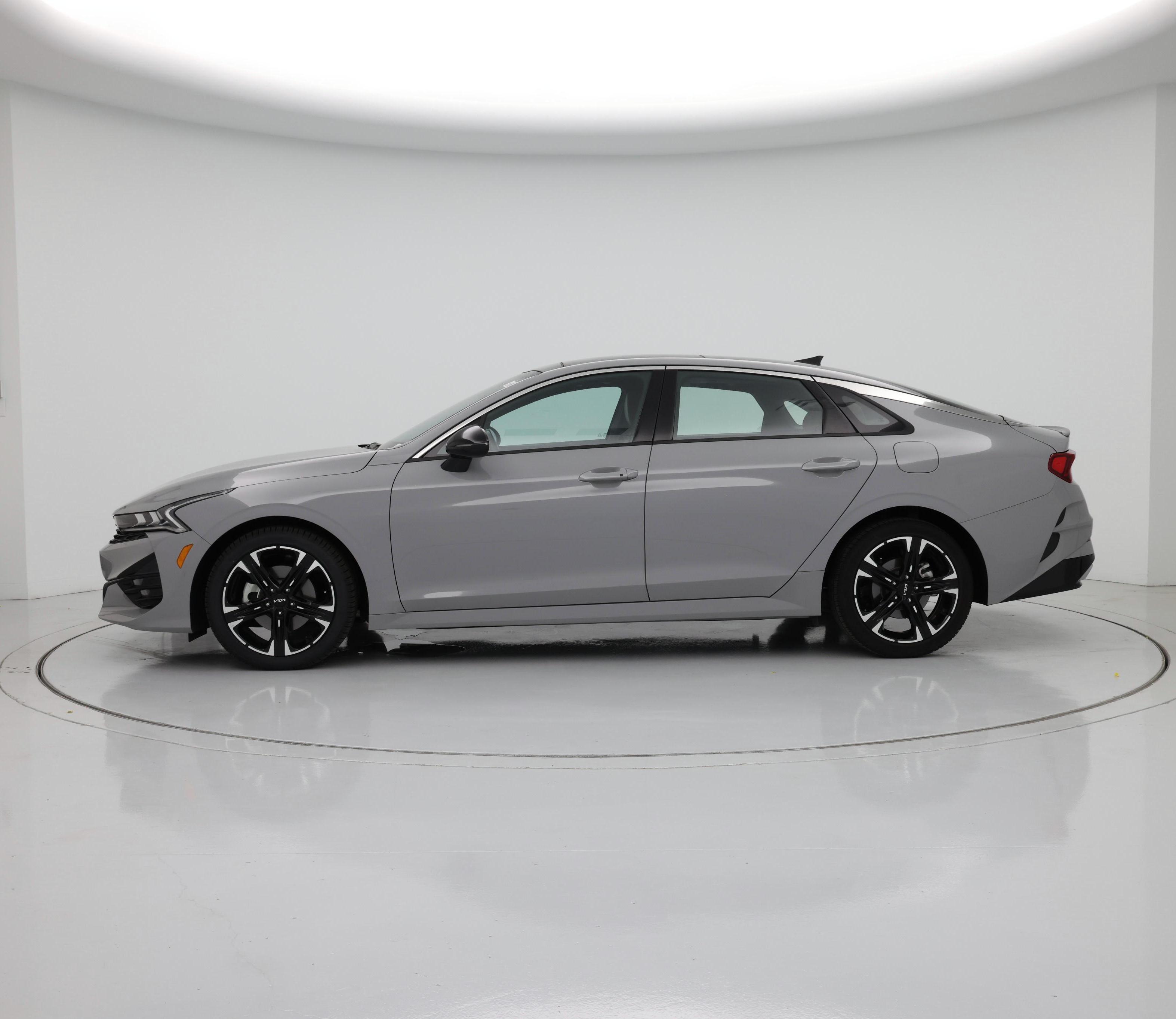 Thumbnail: 2022 Kia K5 - 3