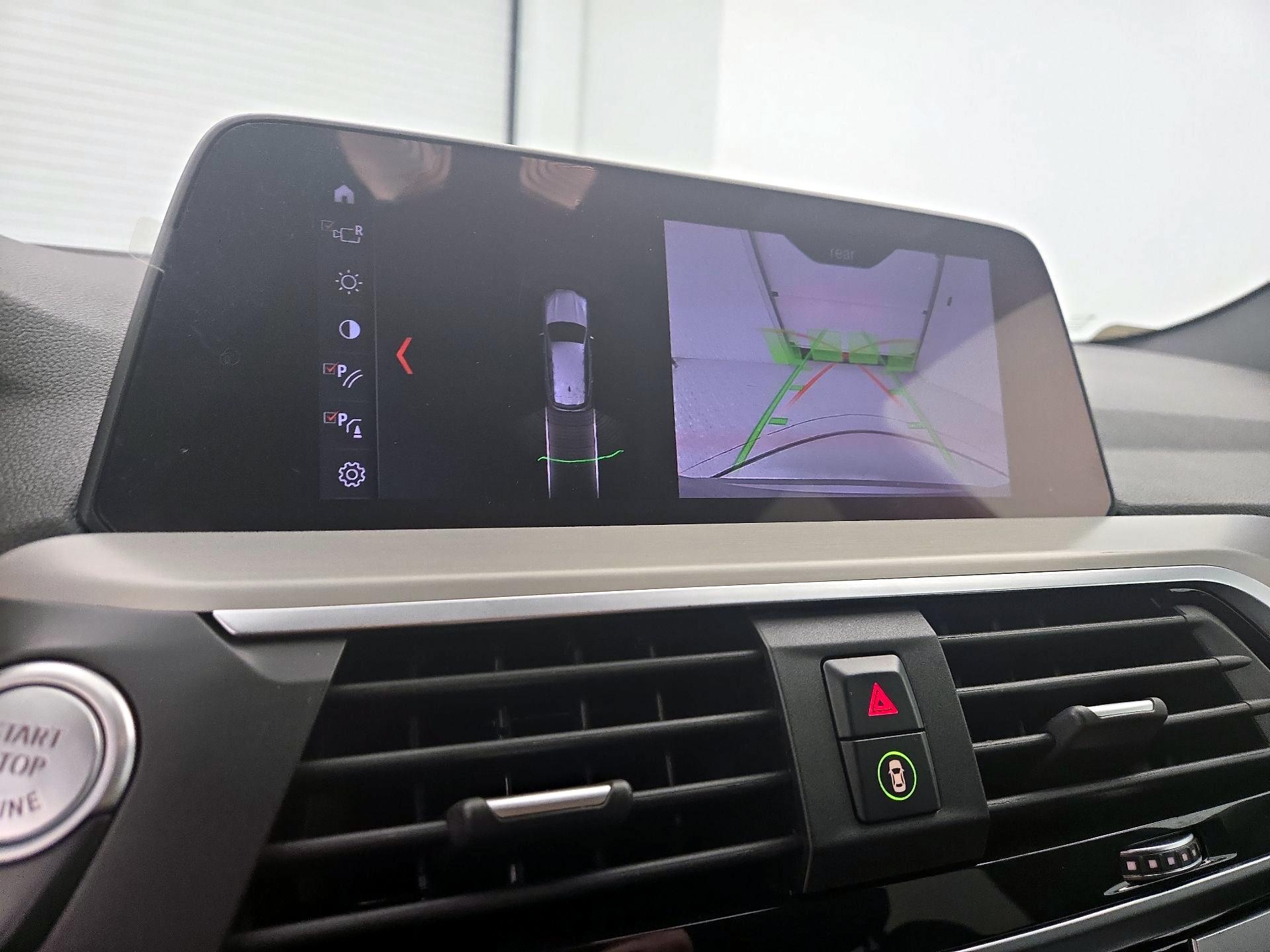 Thumbnail: 2021 BMW X3 - 15
