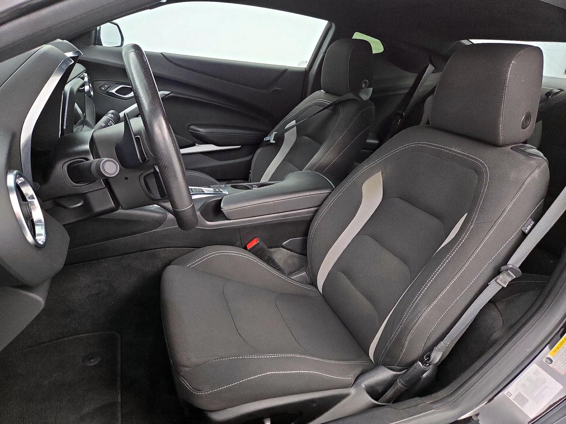 Thumbnail: 2020 Chevrolet Camaro - 11