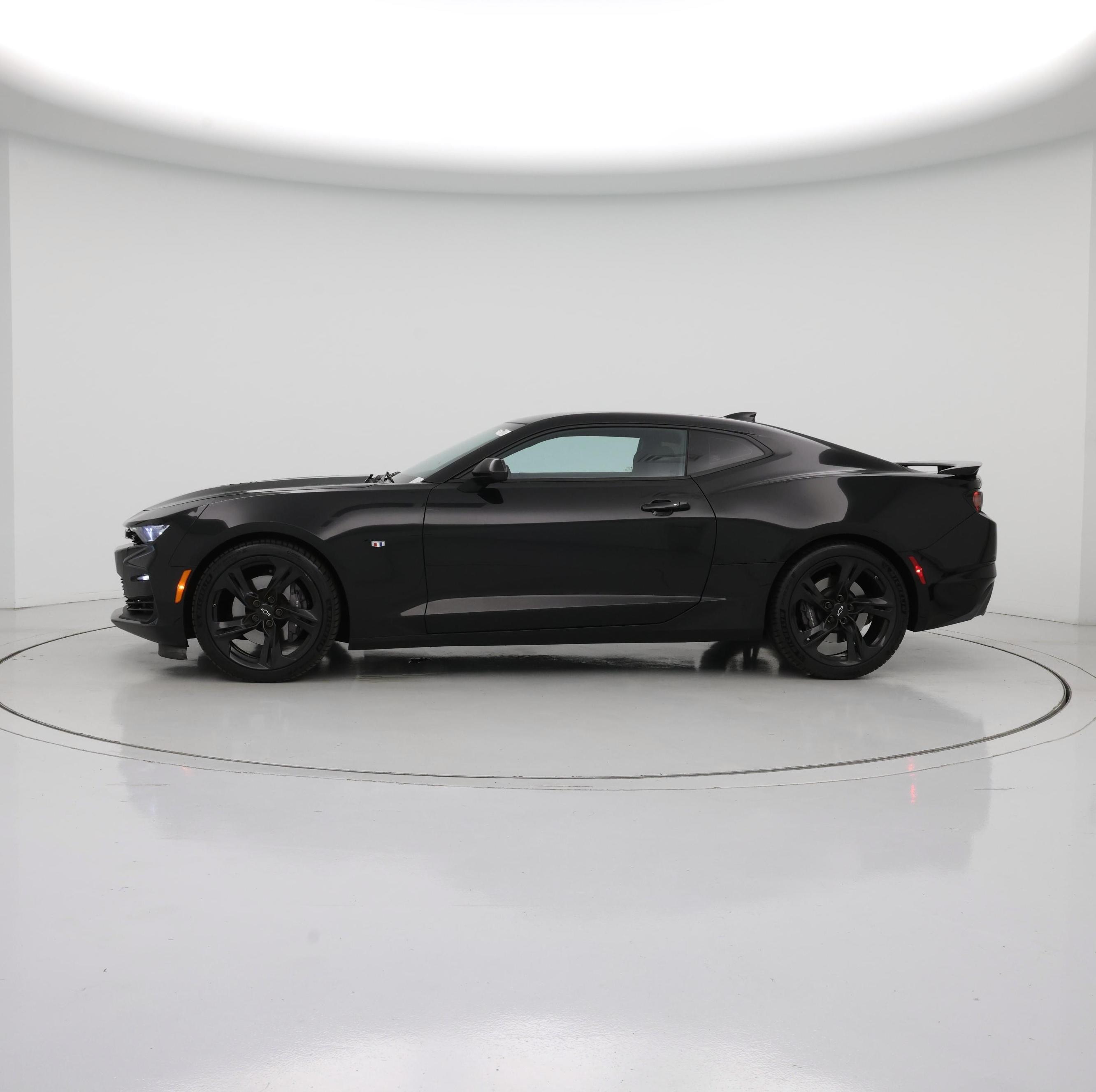 Thumbnail: 2020 Chevrolet Camaro - 3