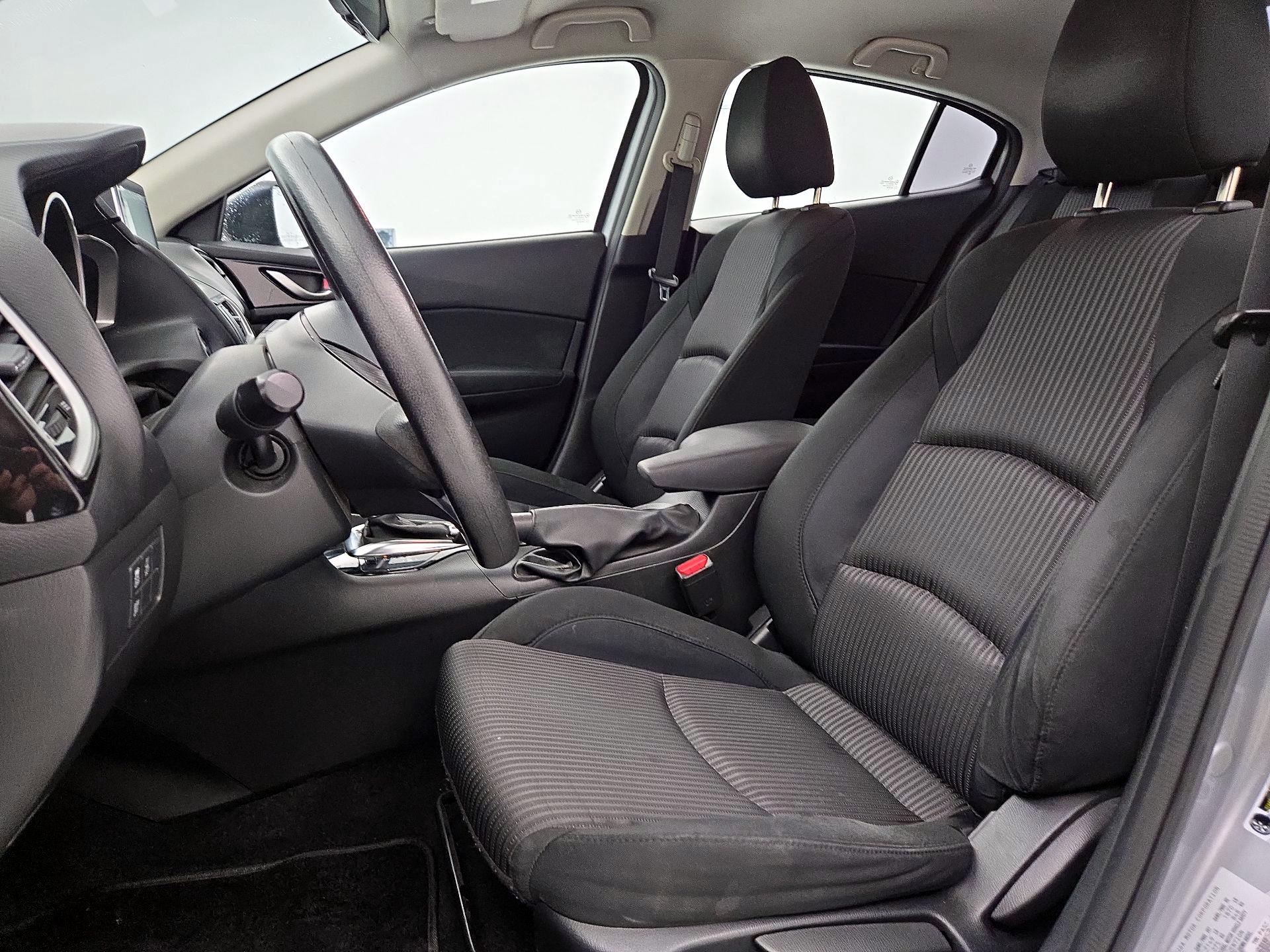 Thumbnail: 2016 Mazda Mazda3 - 11