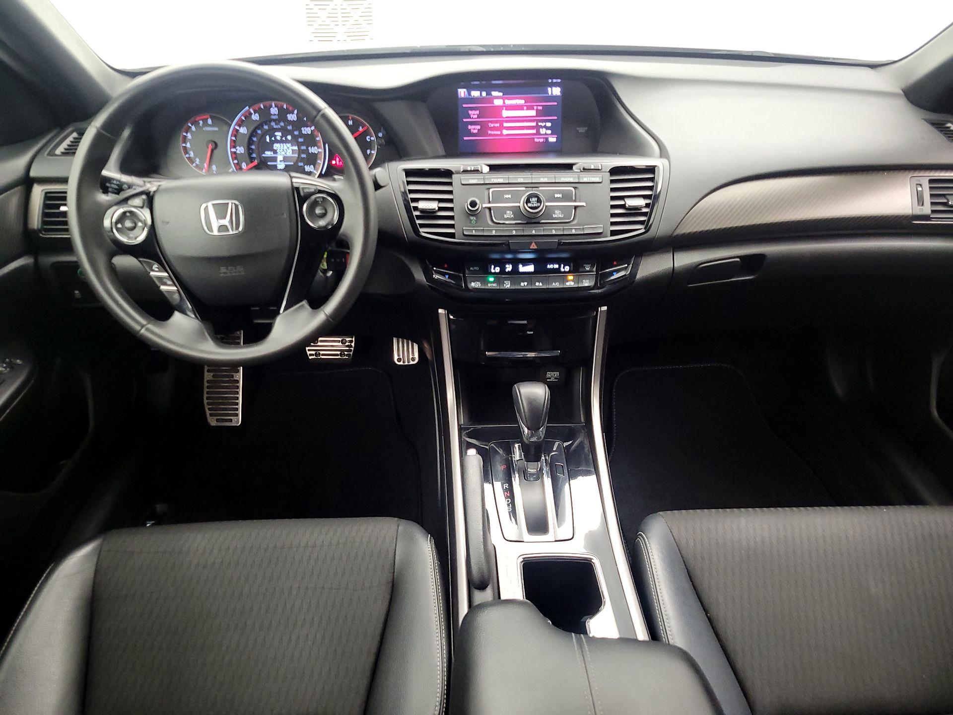 Thumbnail: 2017 Honda Accord - 9