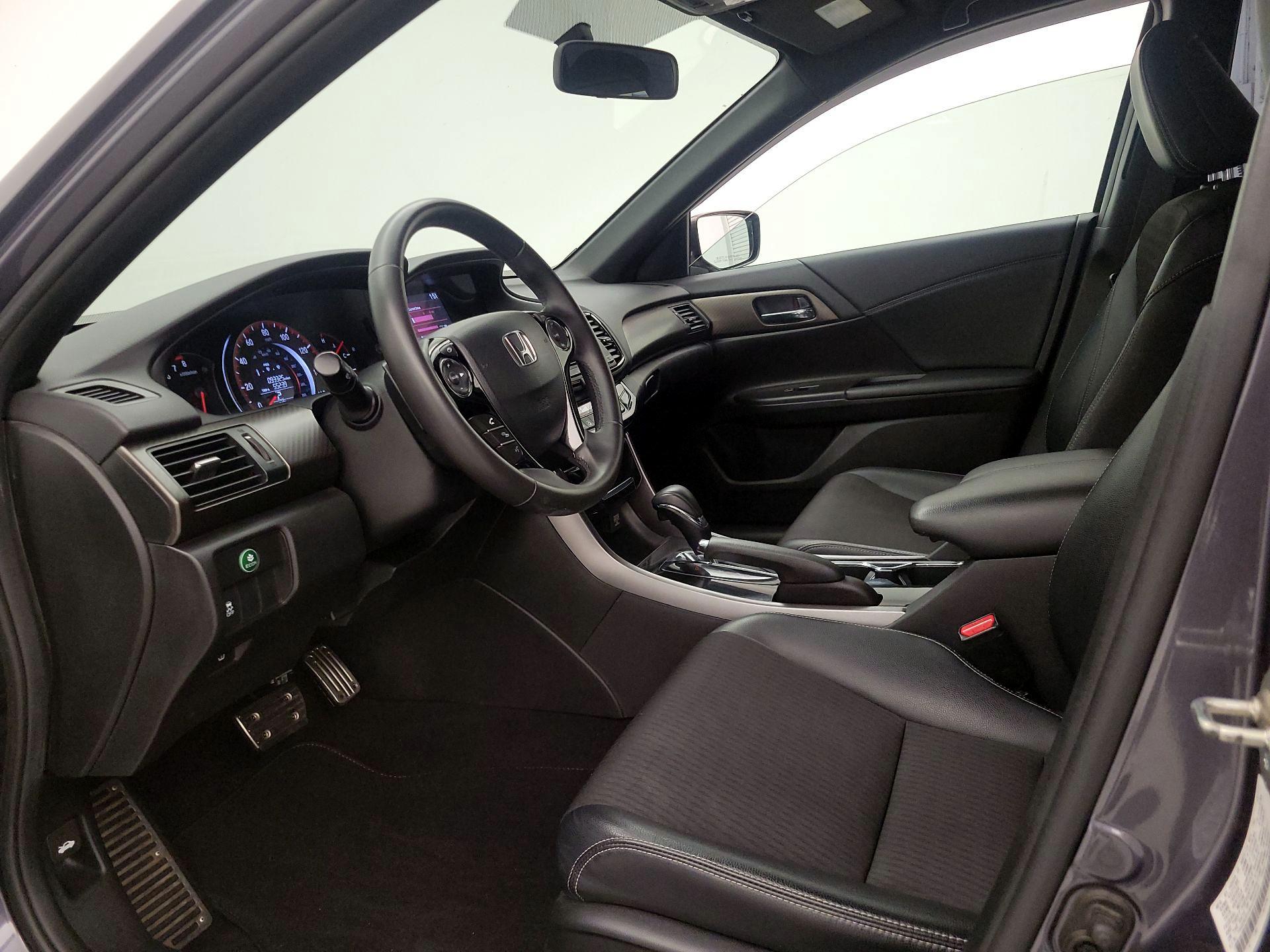 Thumbnail: 2017 Honda Accord - 11
