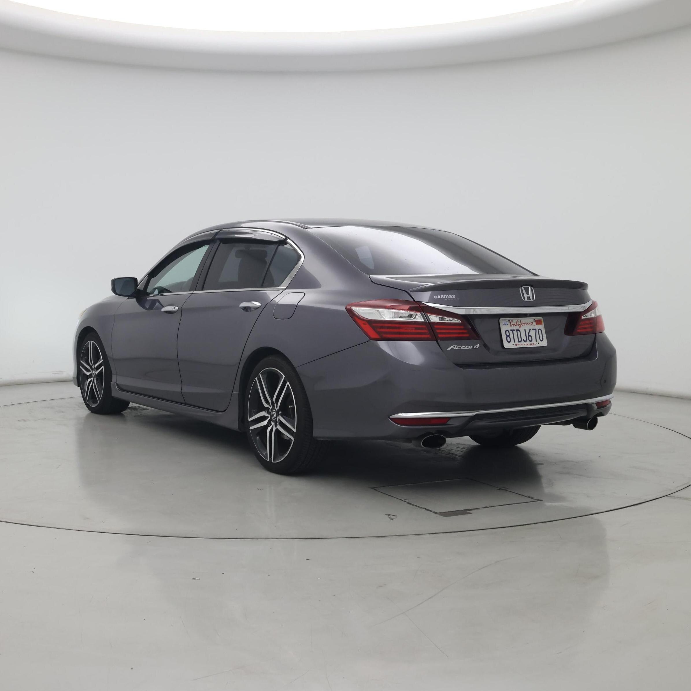 Thumbnail: 2017 Honda Accord - 2