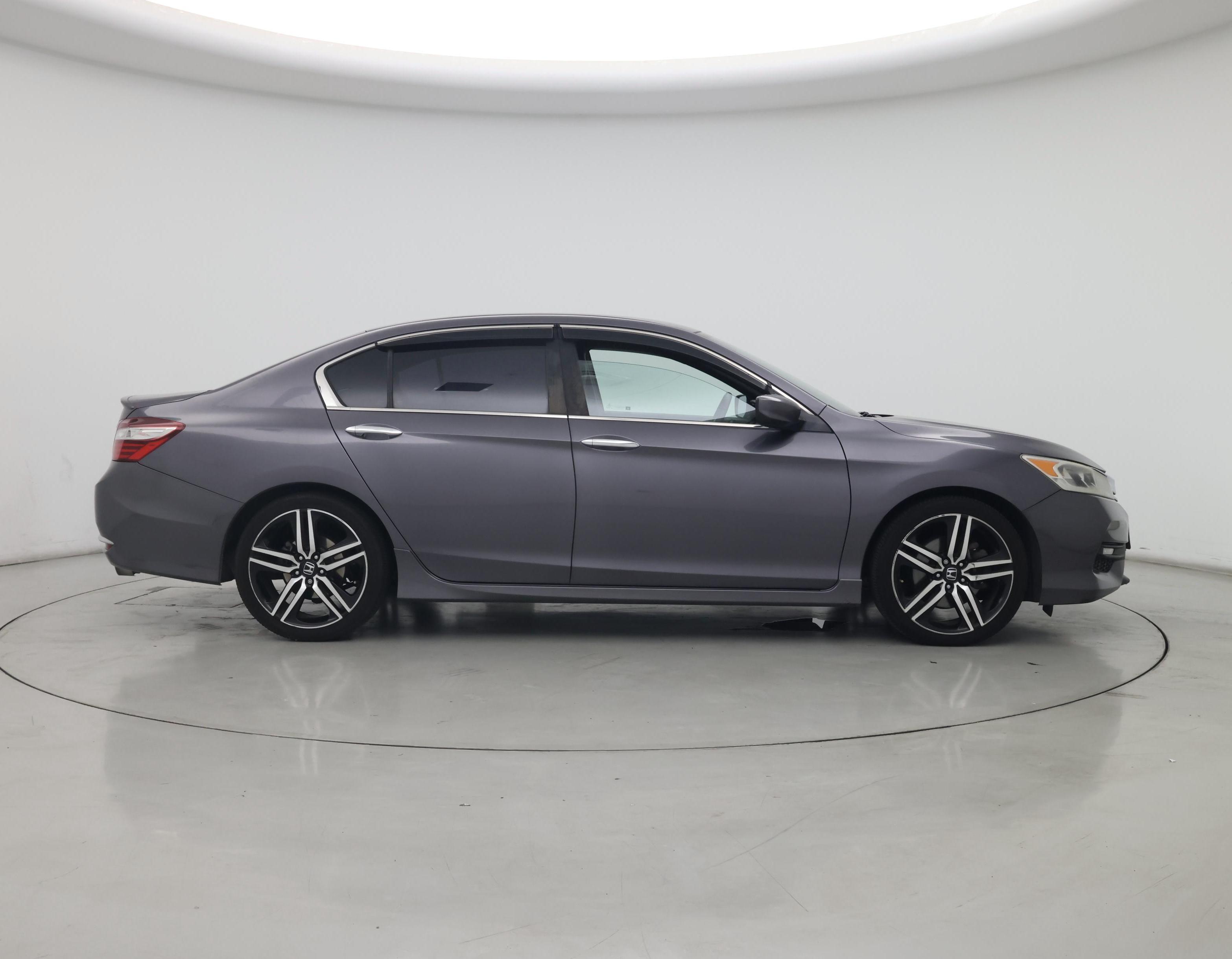 Thumbnail: 2017 Honda Accord - 7