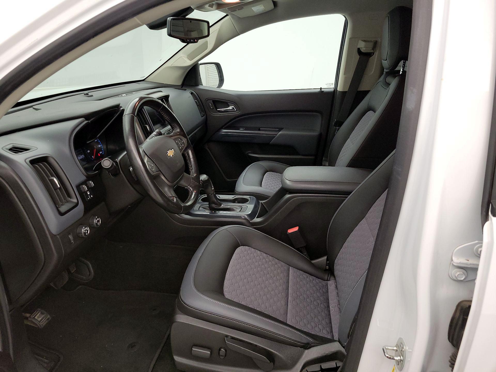 Thumbnail: 2017 Chevrolet Colorado - 11