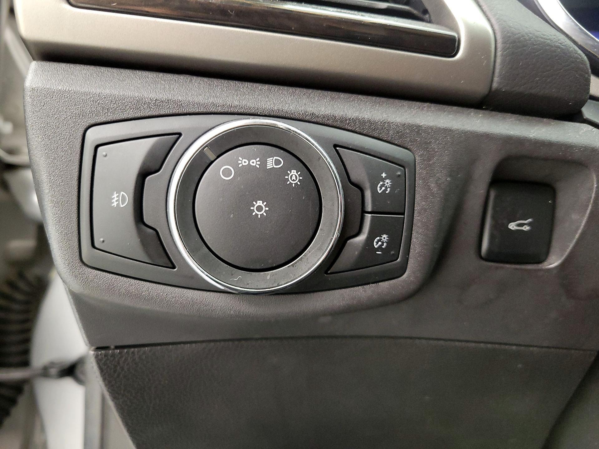 Thumbnail: 2013 Ford Fusion - 13