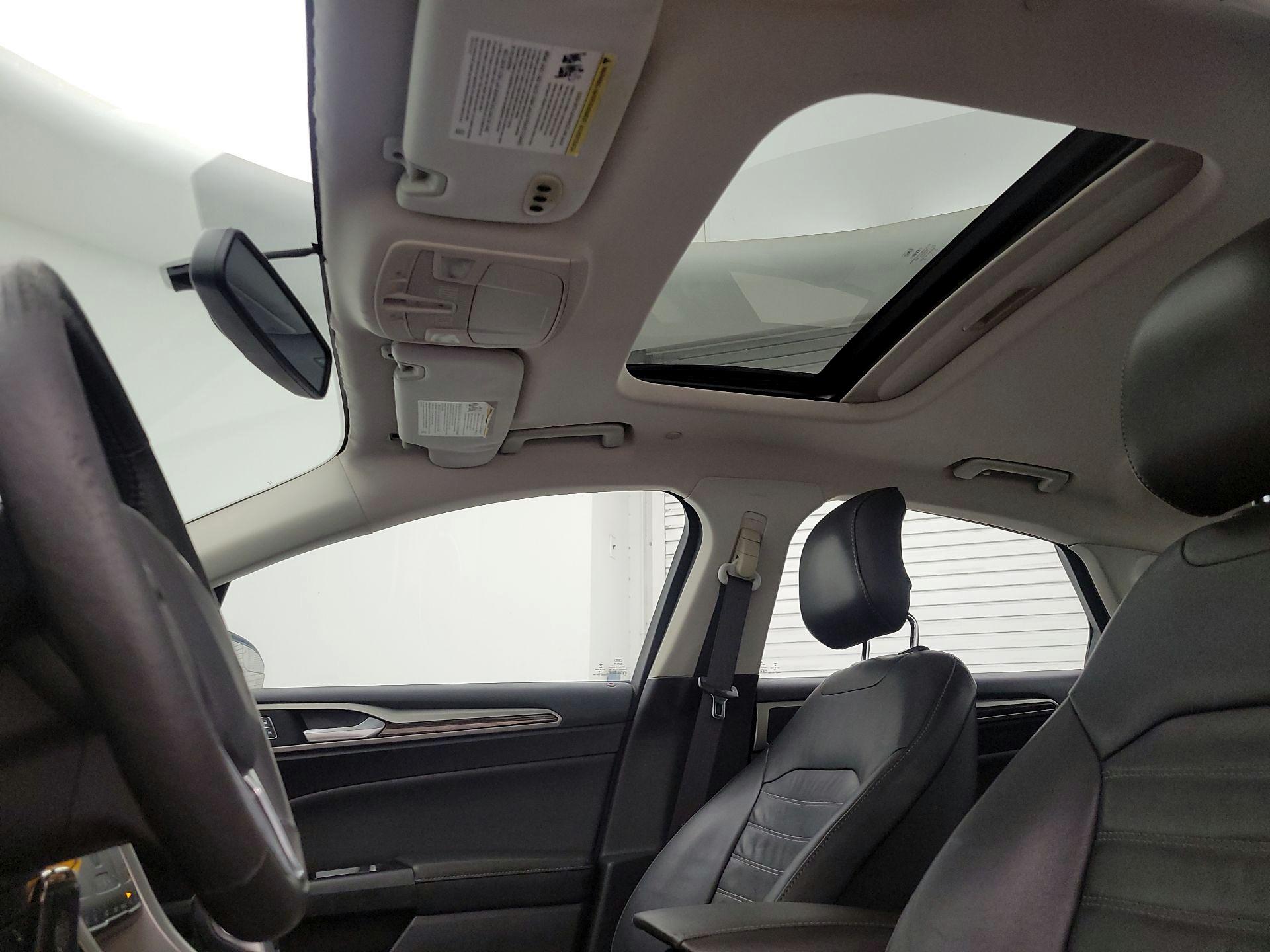 Thumbnail: 2013 Ford Fusion - 20