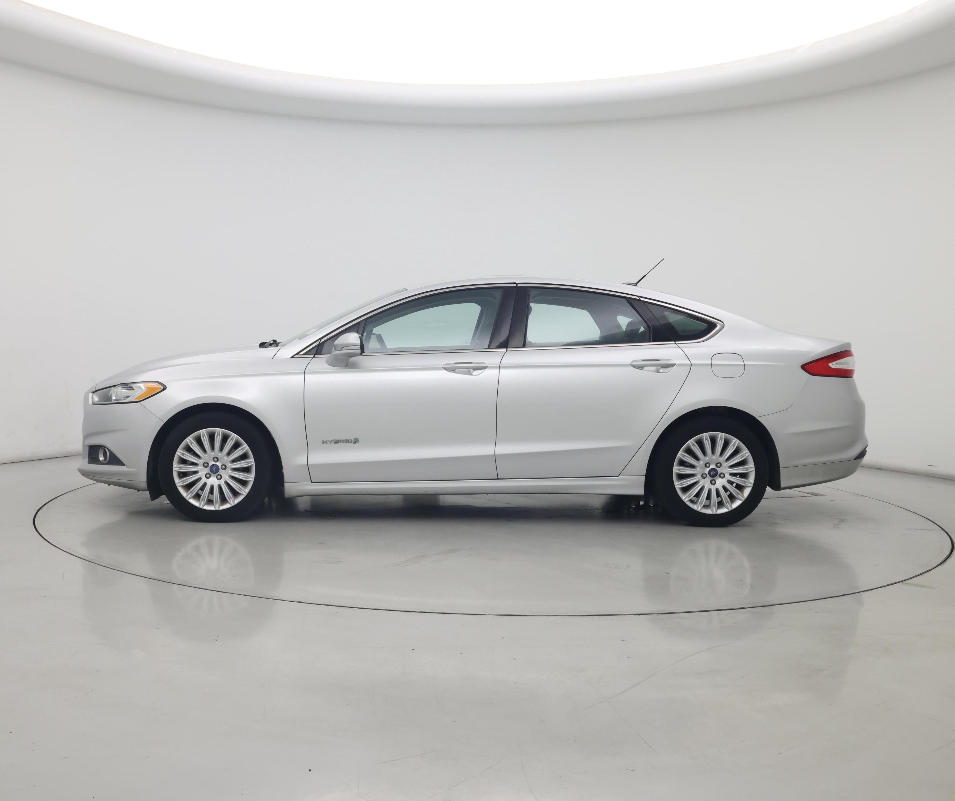 Thumbnail: 2013 Ford Fusion - 3