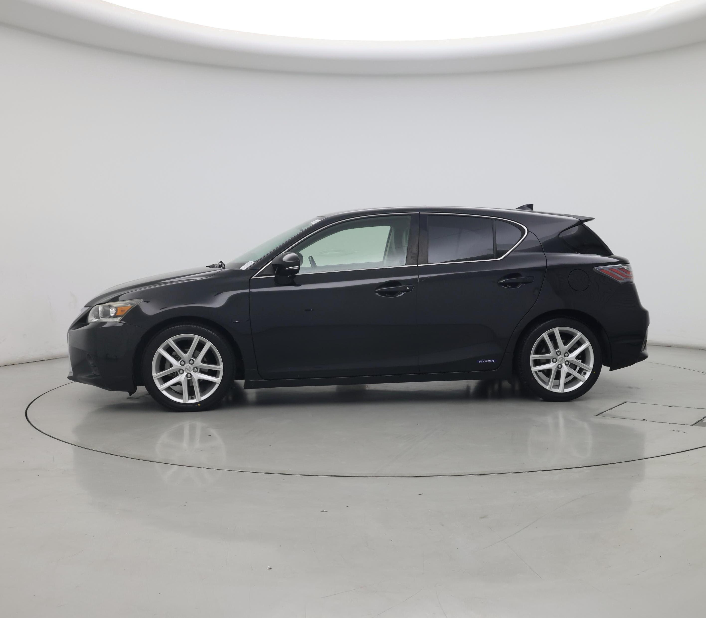 Thumbnail: 2017 Lexus CT - 3