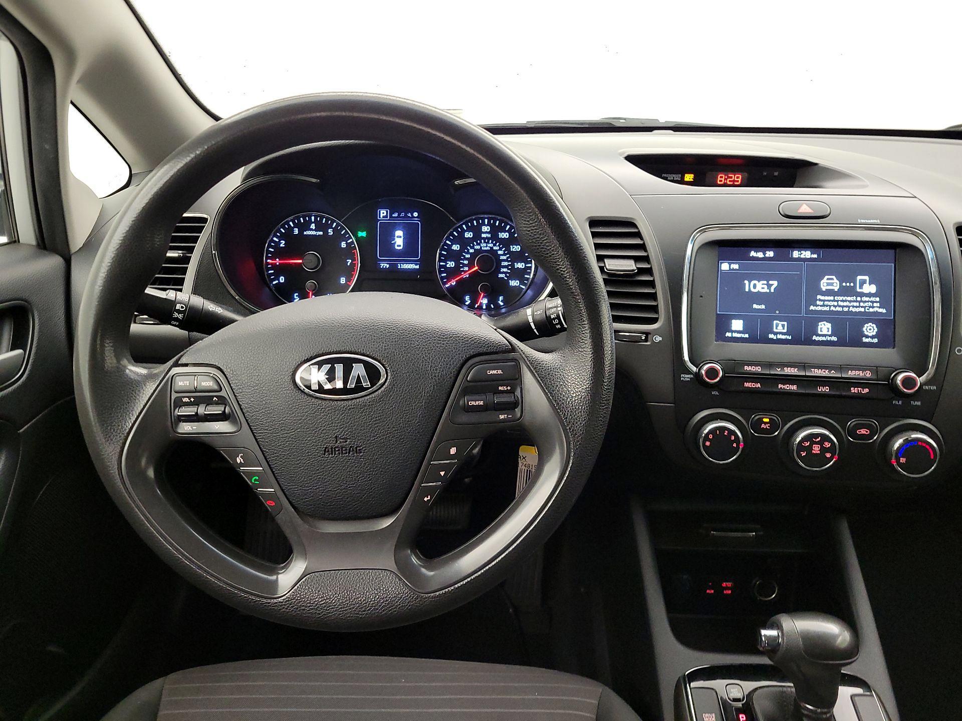 Thumbnail: 2018 Kia Forte - 10