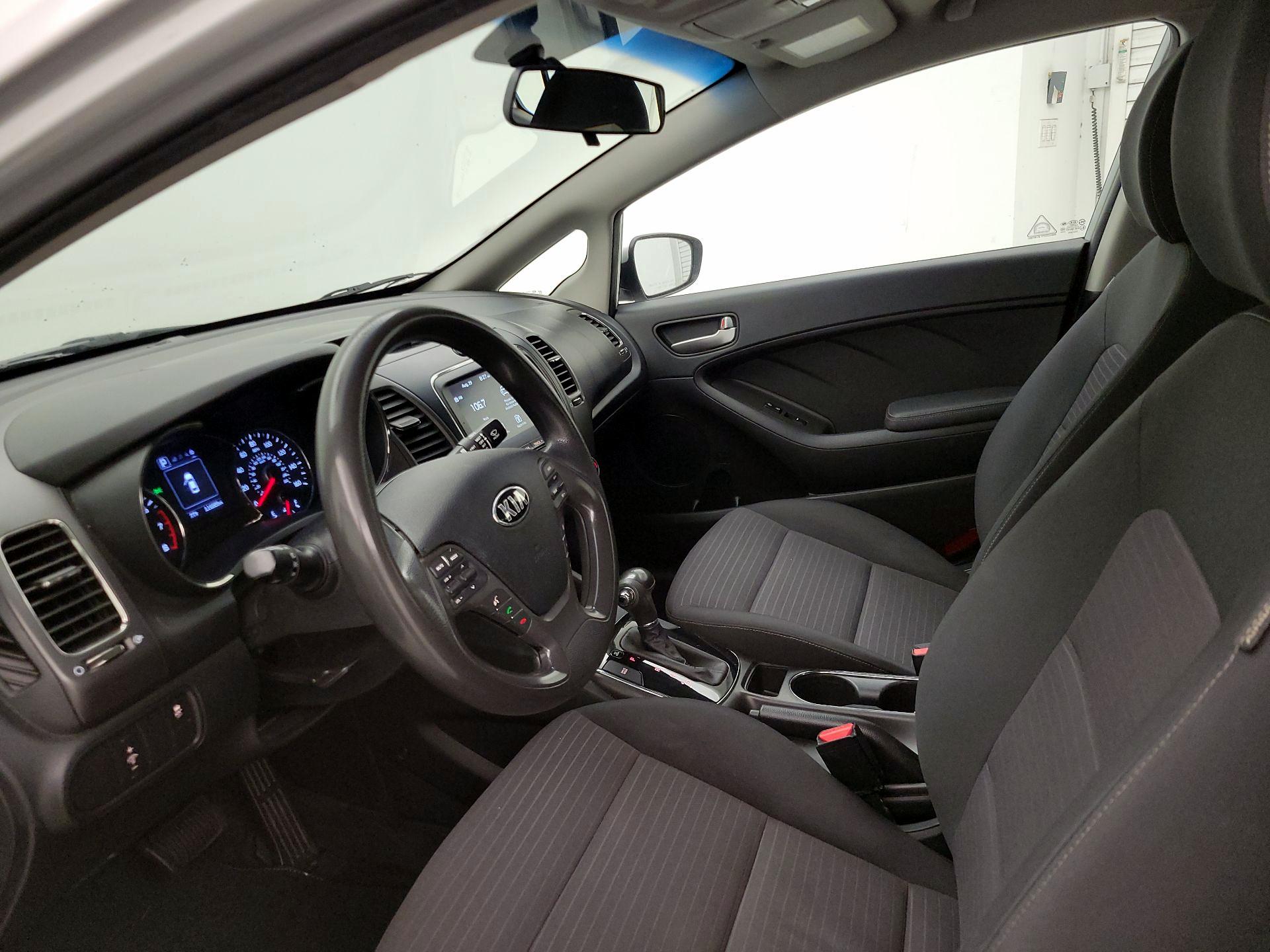 Thumbnail: 2018 Kia Forte - 11