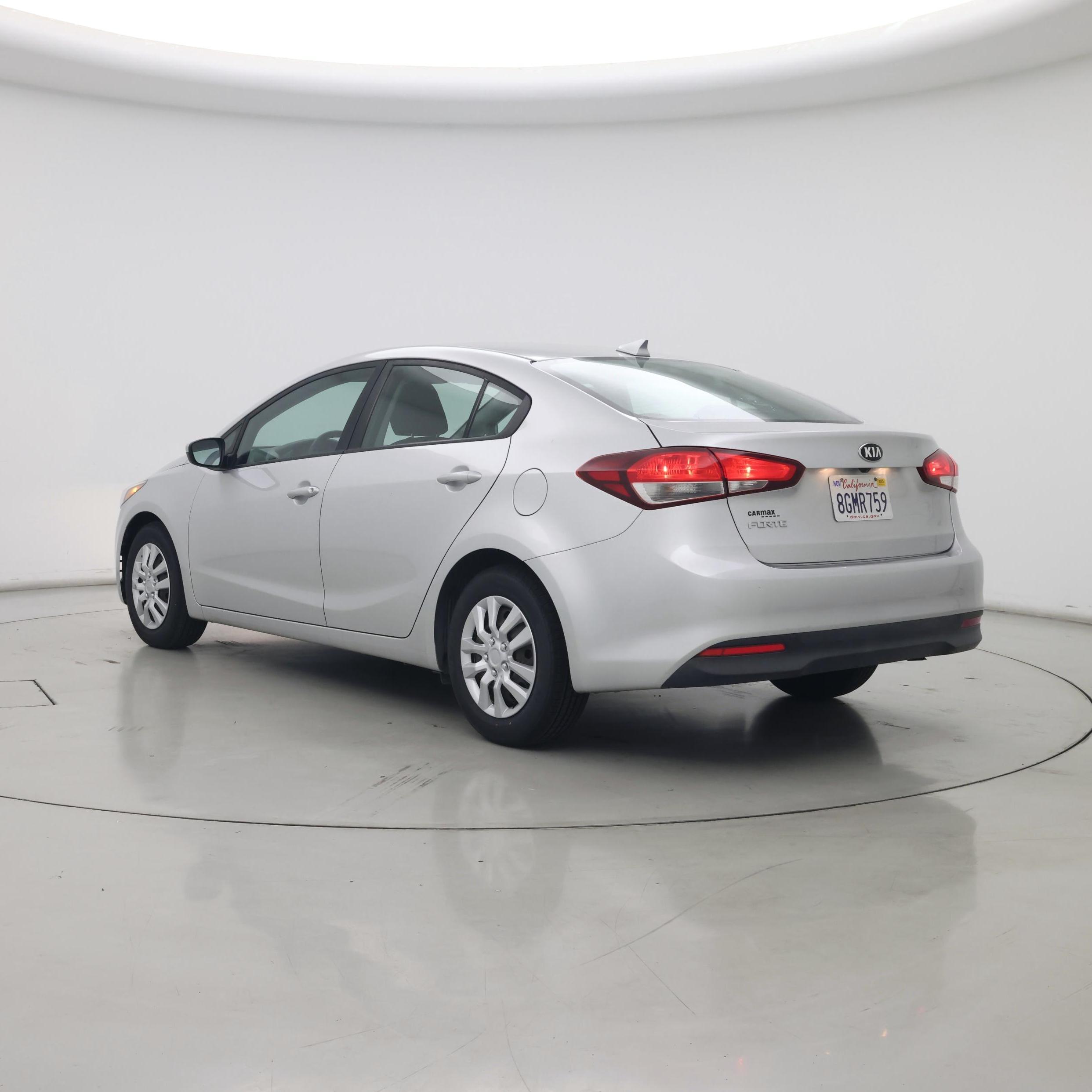 Thumbnail: 2018 Kia Forte - 2