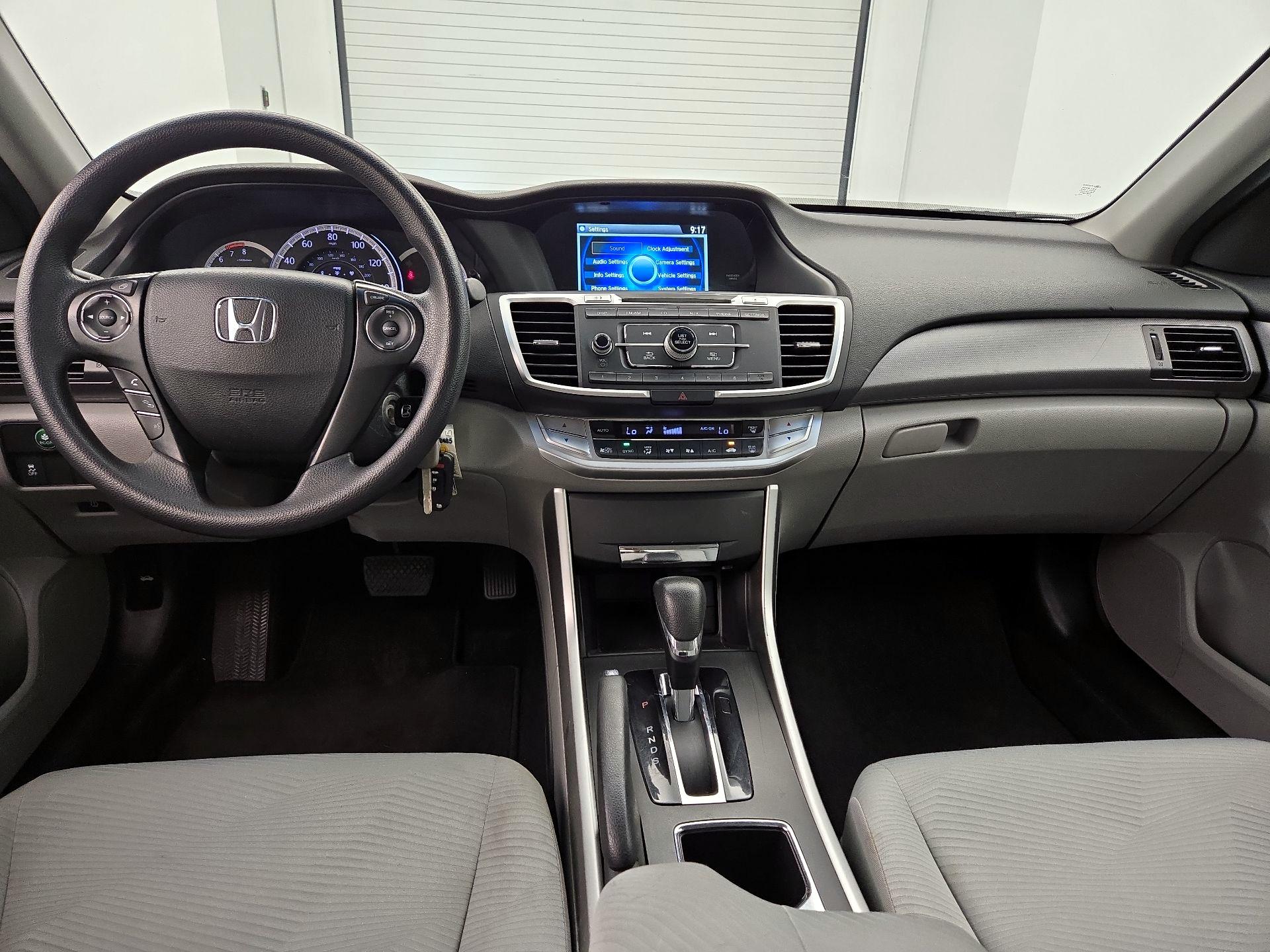 Thumbnail: 2015 Honda Accord - 9