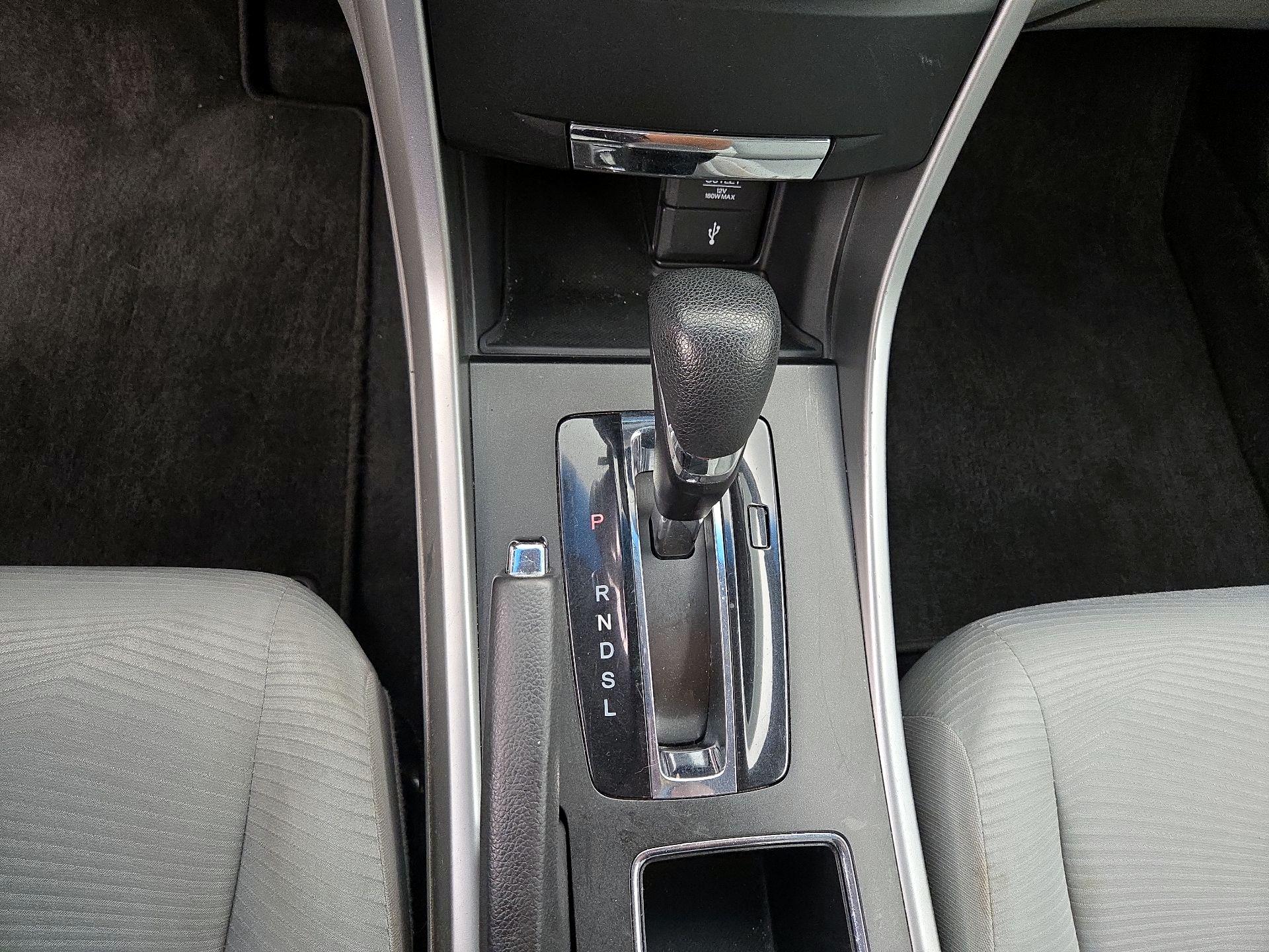 Thumbnail: 2015 Honda Accord - 17