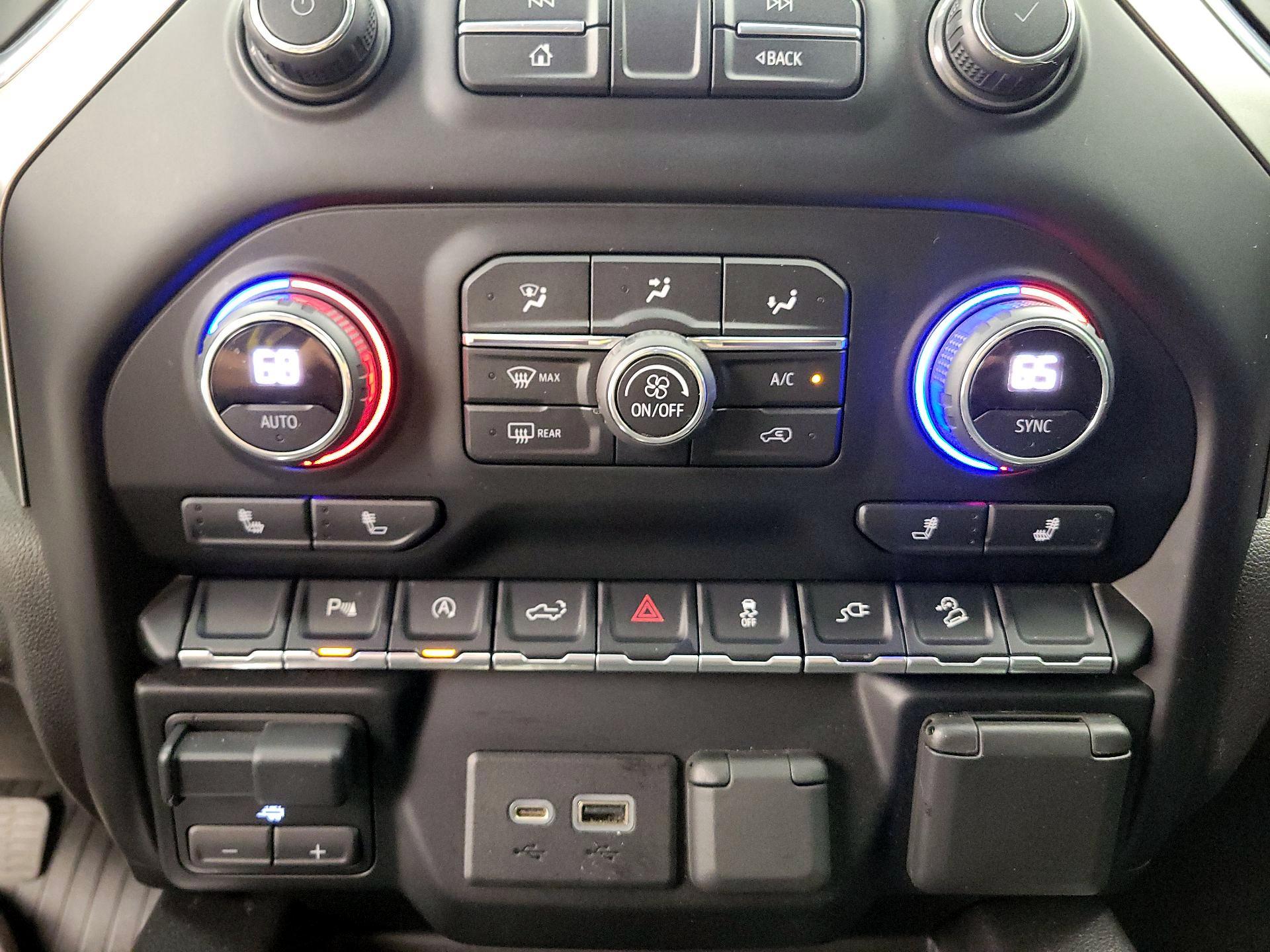 Thumbnail: 2020 Chevrolet Silverado 1500 - 16