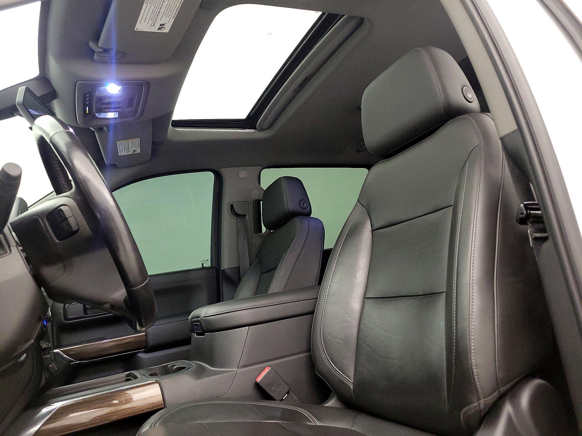 Thumbnail: 2020 Chevrolet Silverado 1500 - 19