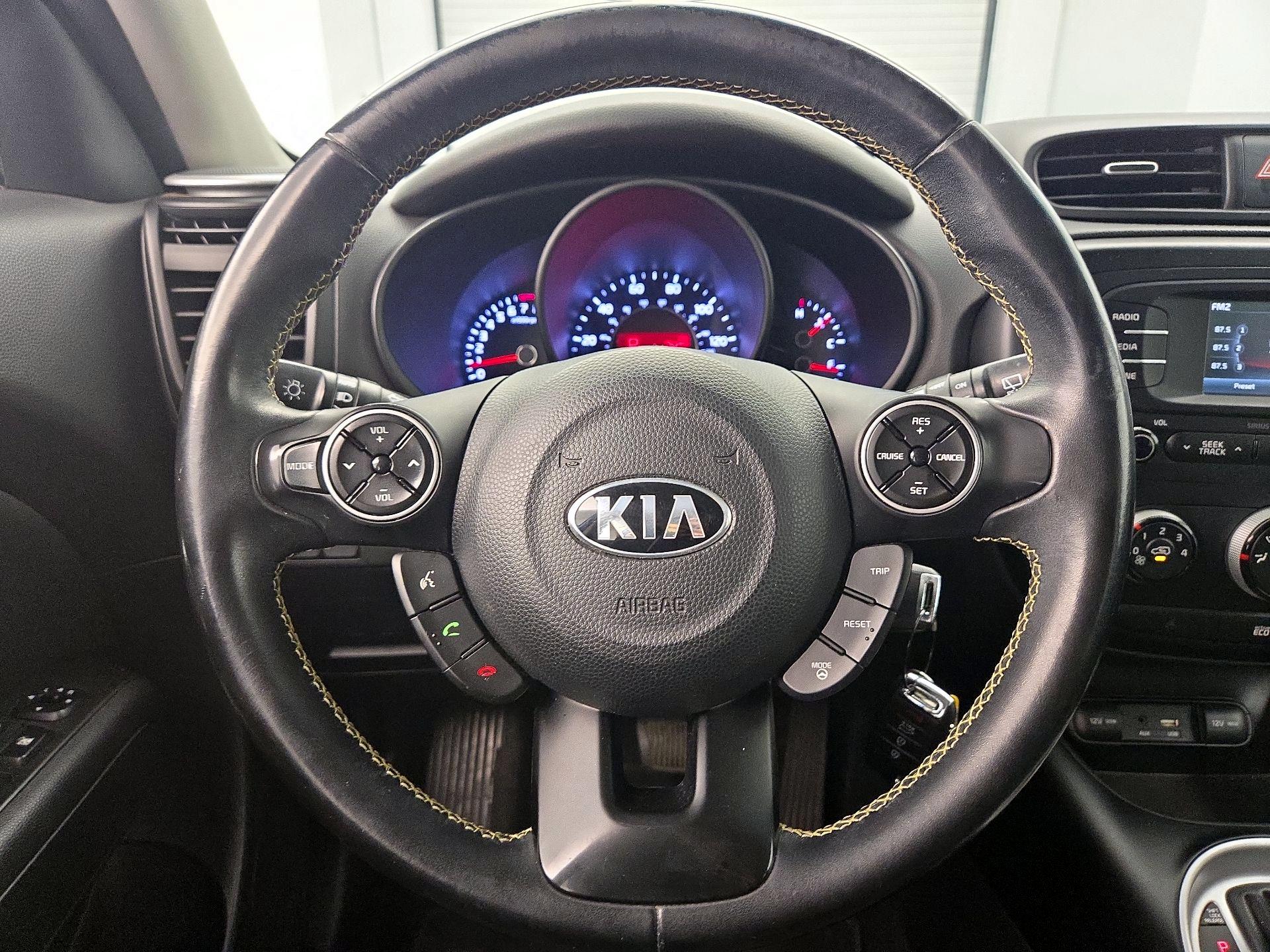Thumbnail: 2016 Kia Soul - 10