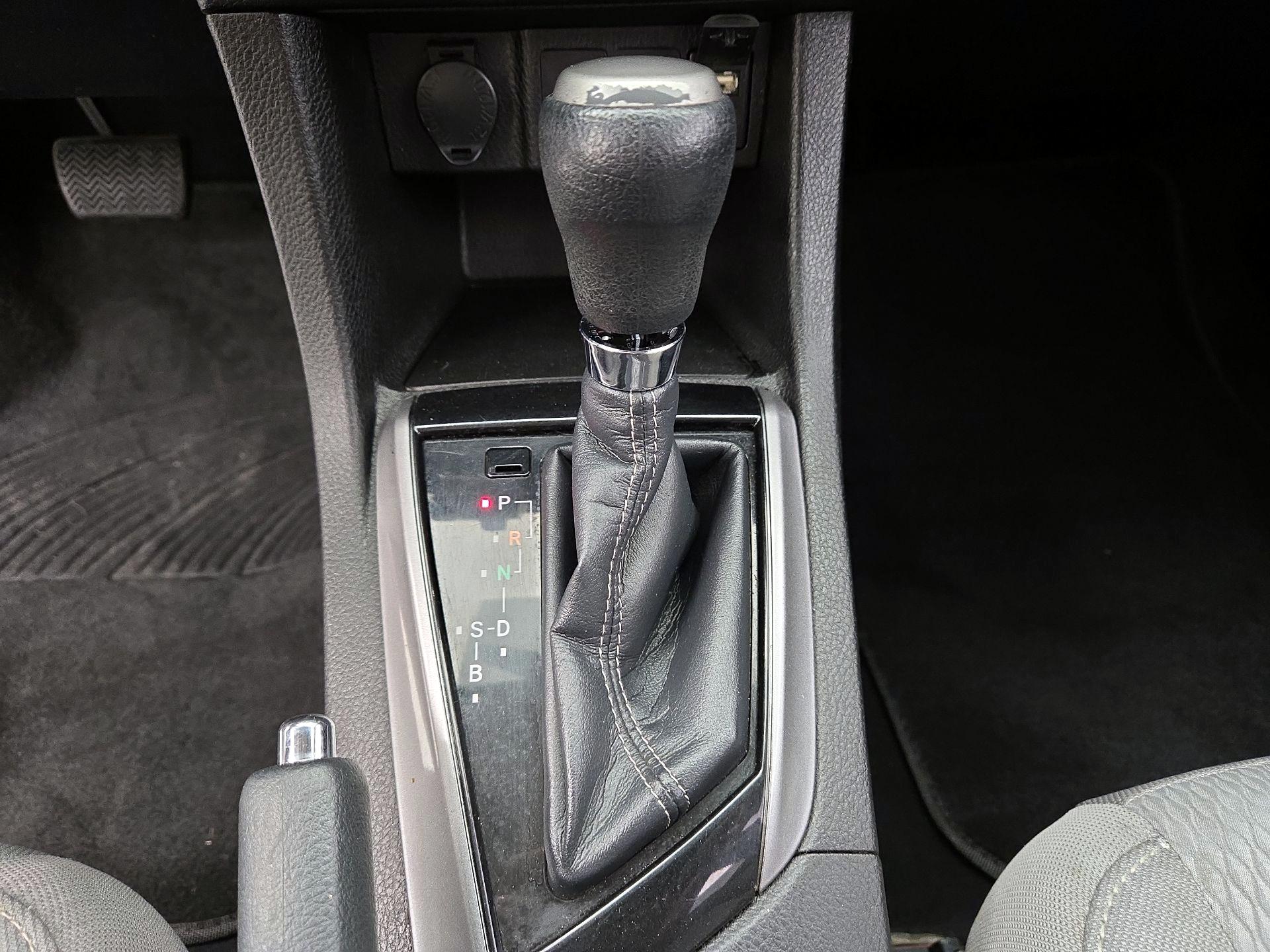 Thumbnail: 2016 Toyota Corolla - 17