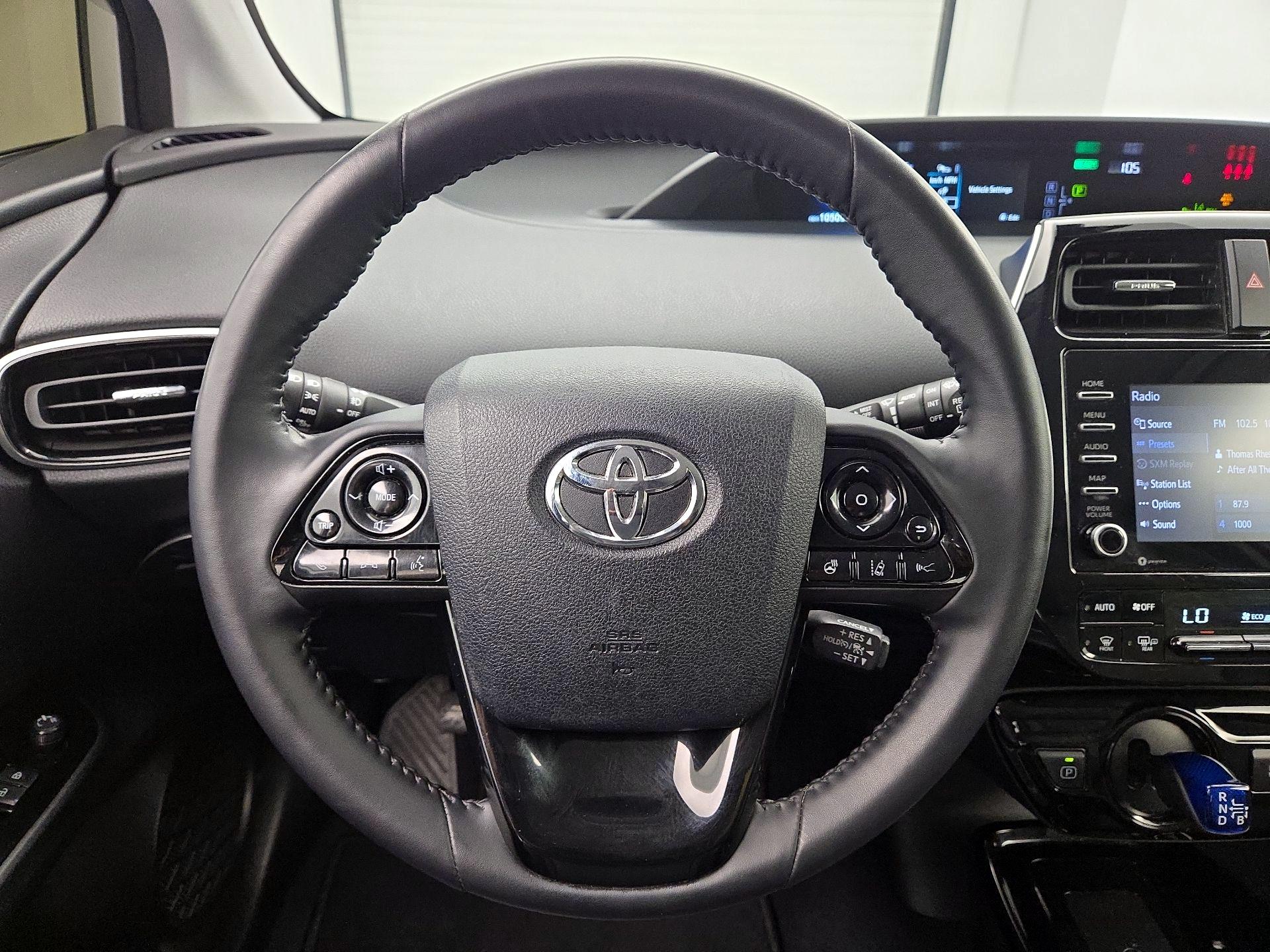 Thumbnail: 2022 Toyota Prius - 10