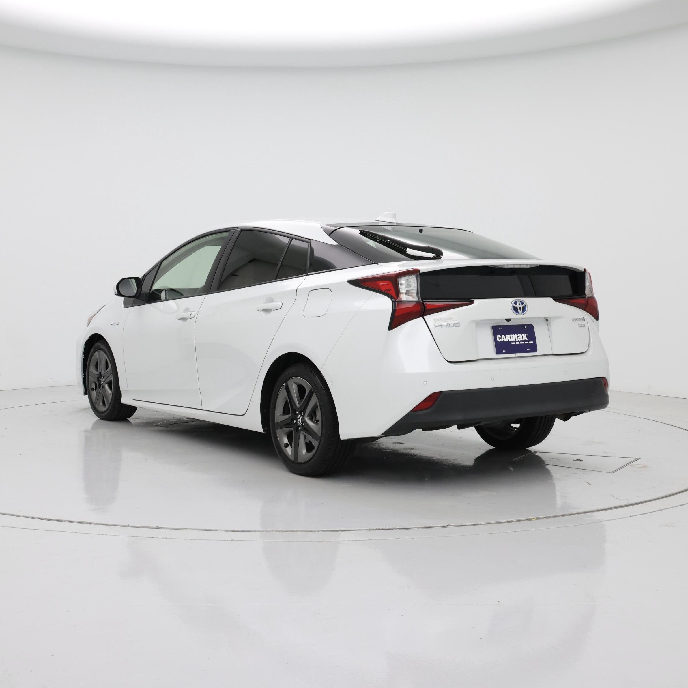 Thumbnail: 2022 Toyota Prius - 2