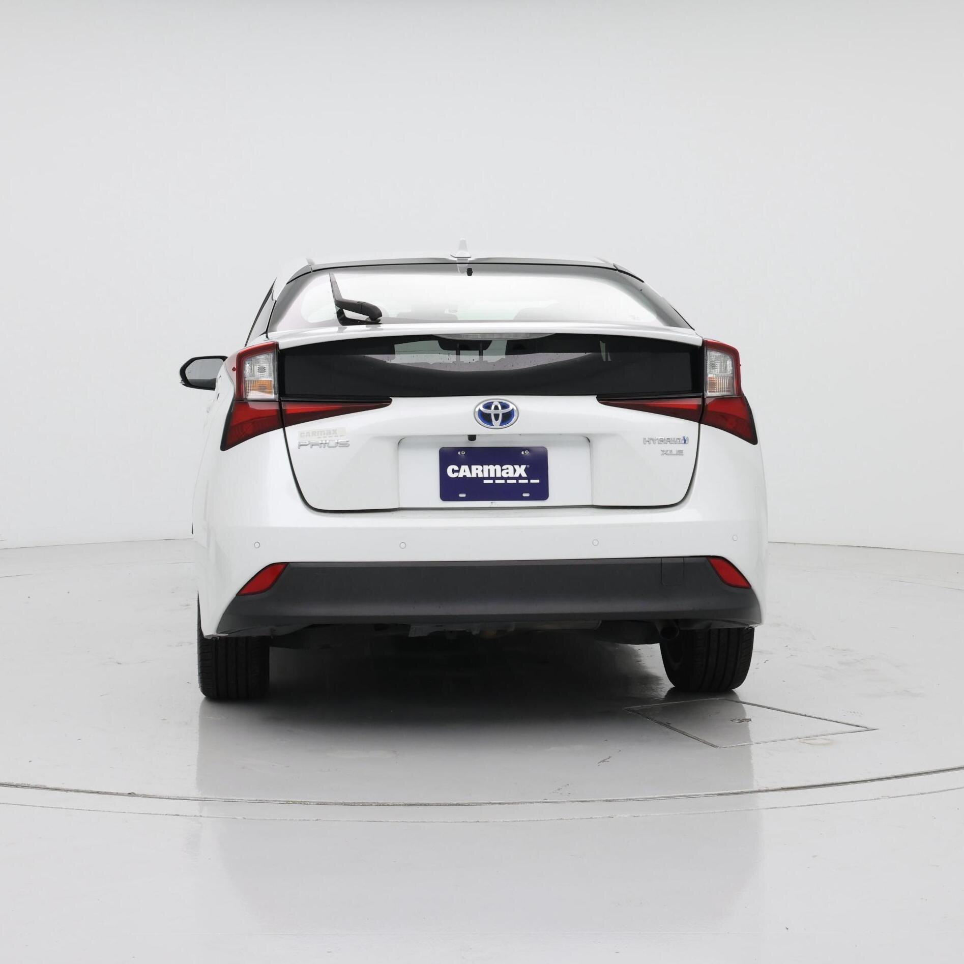 Thumbnail: 2022 Toyota Prius - 6