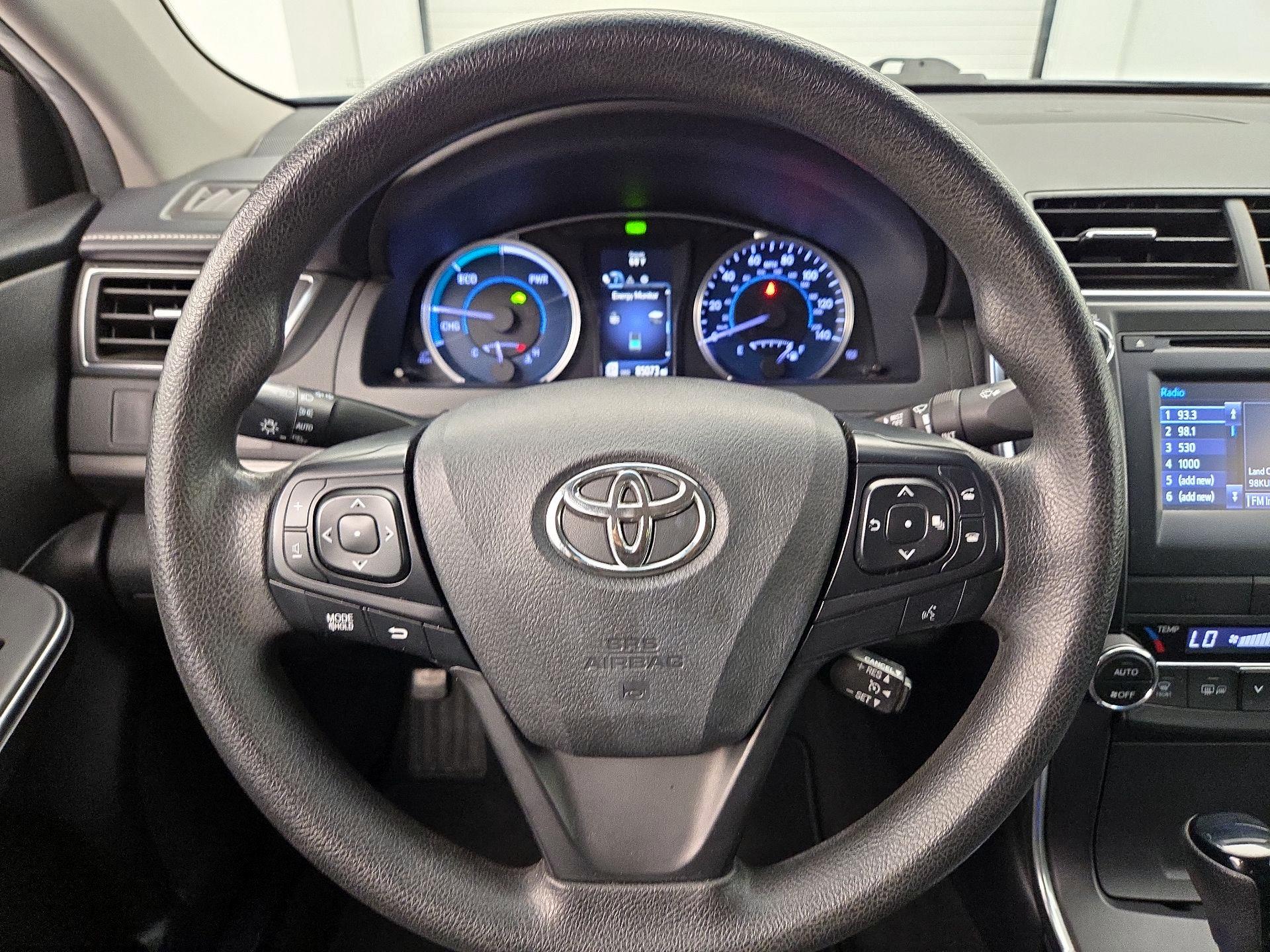 Thumbnail: 2015 Toyota Camry - 10