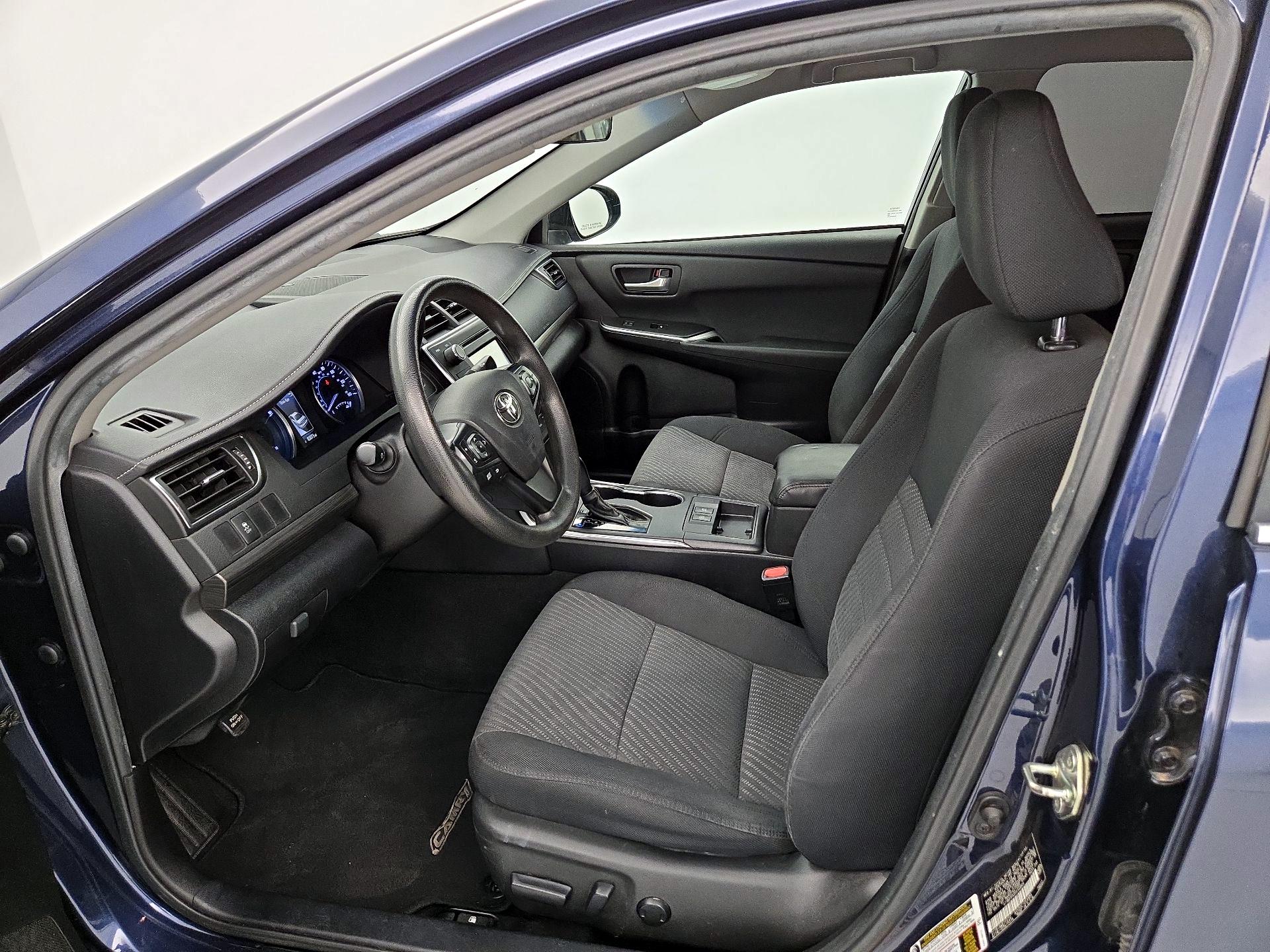 Thumbnail: 2015 Toyota Camry - 11