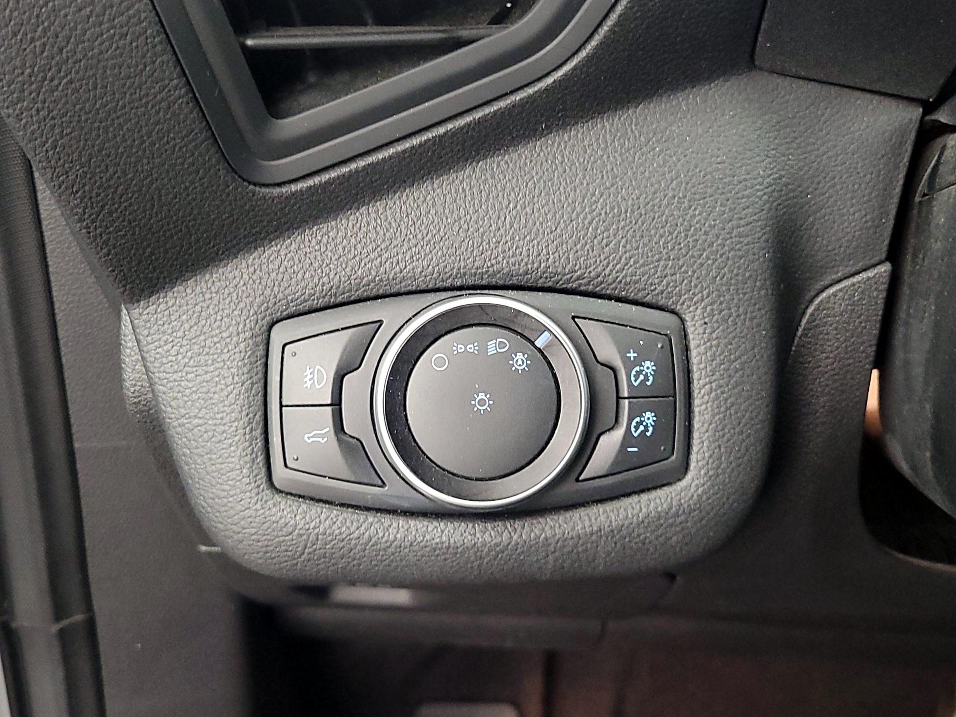 Thumbnail: 2017 Ford Escape - 13
