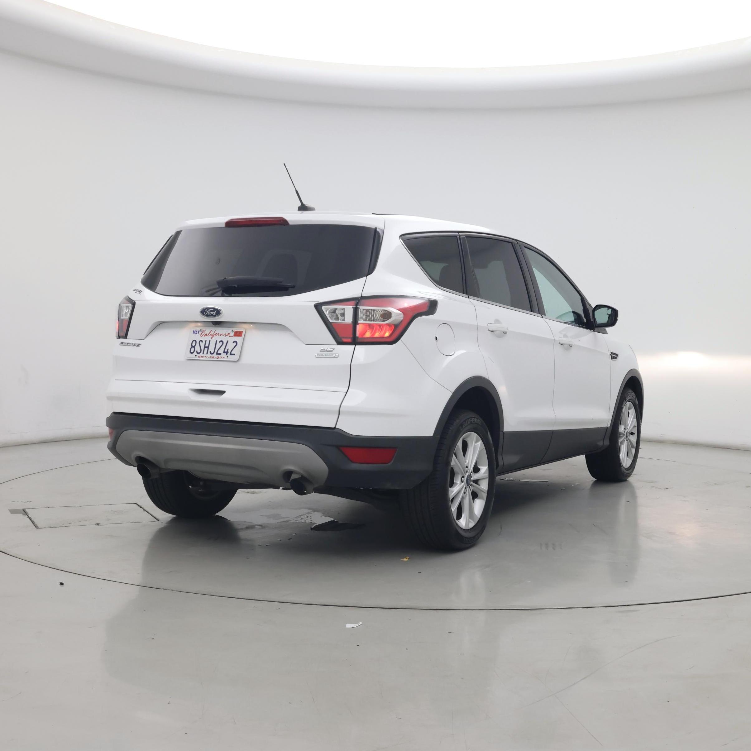 Thumbnail: 2017 Ford Escape - 8