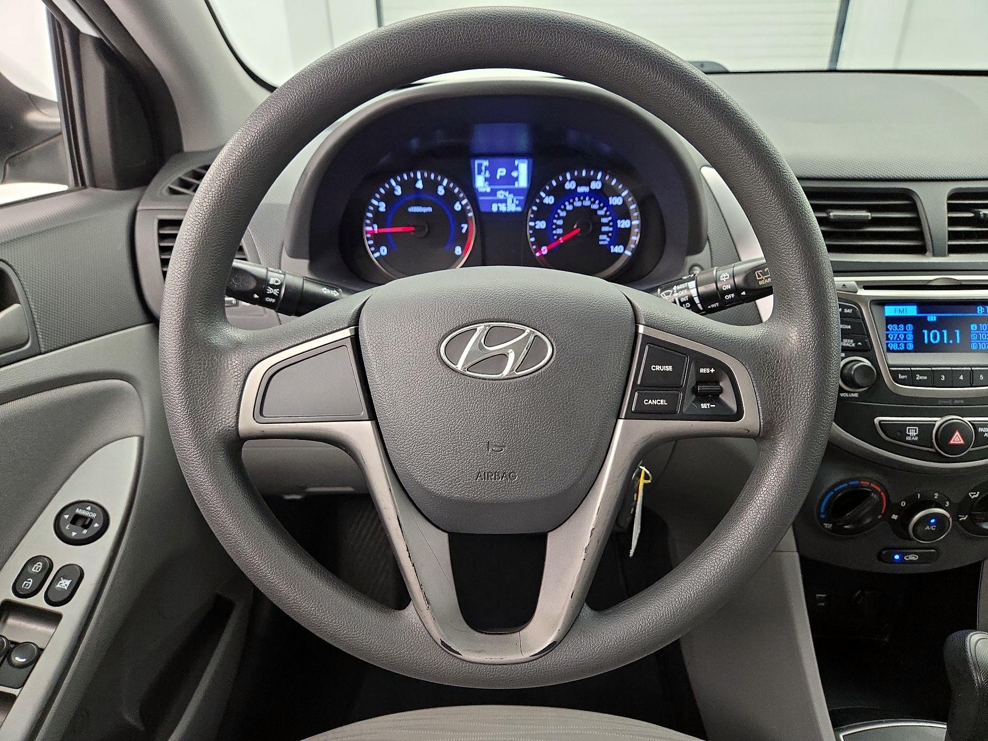 Thumbnail: 2016 Hyundai Accent - 10