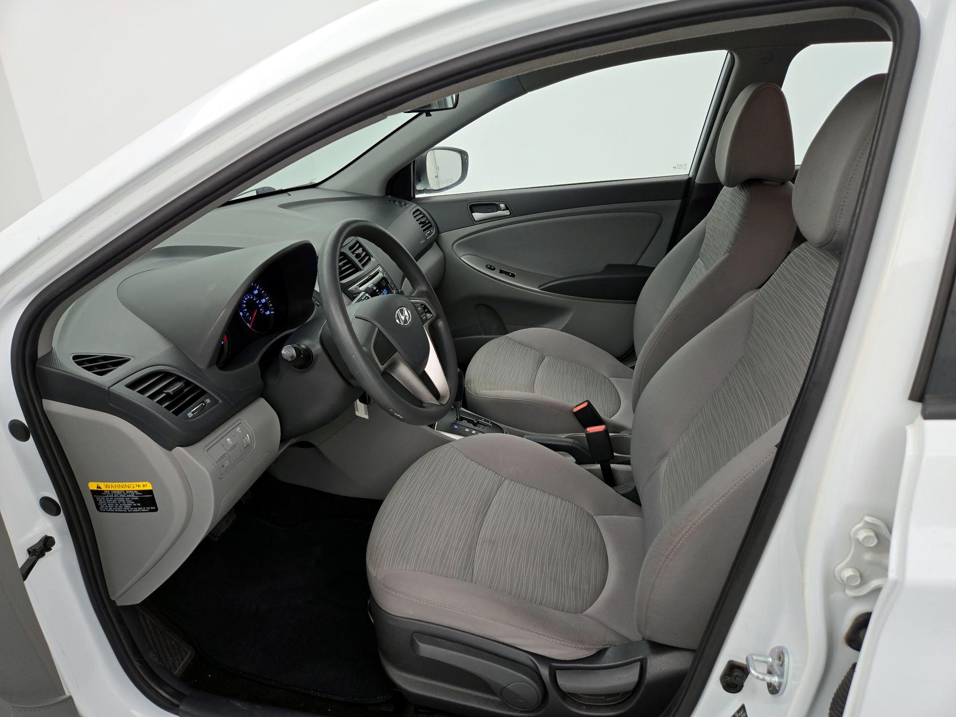 Thumbnail: 2016 Hyundai Accent - 11