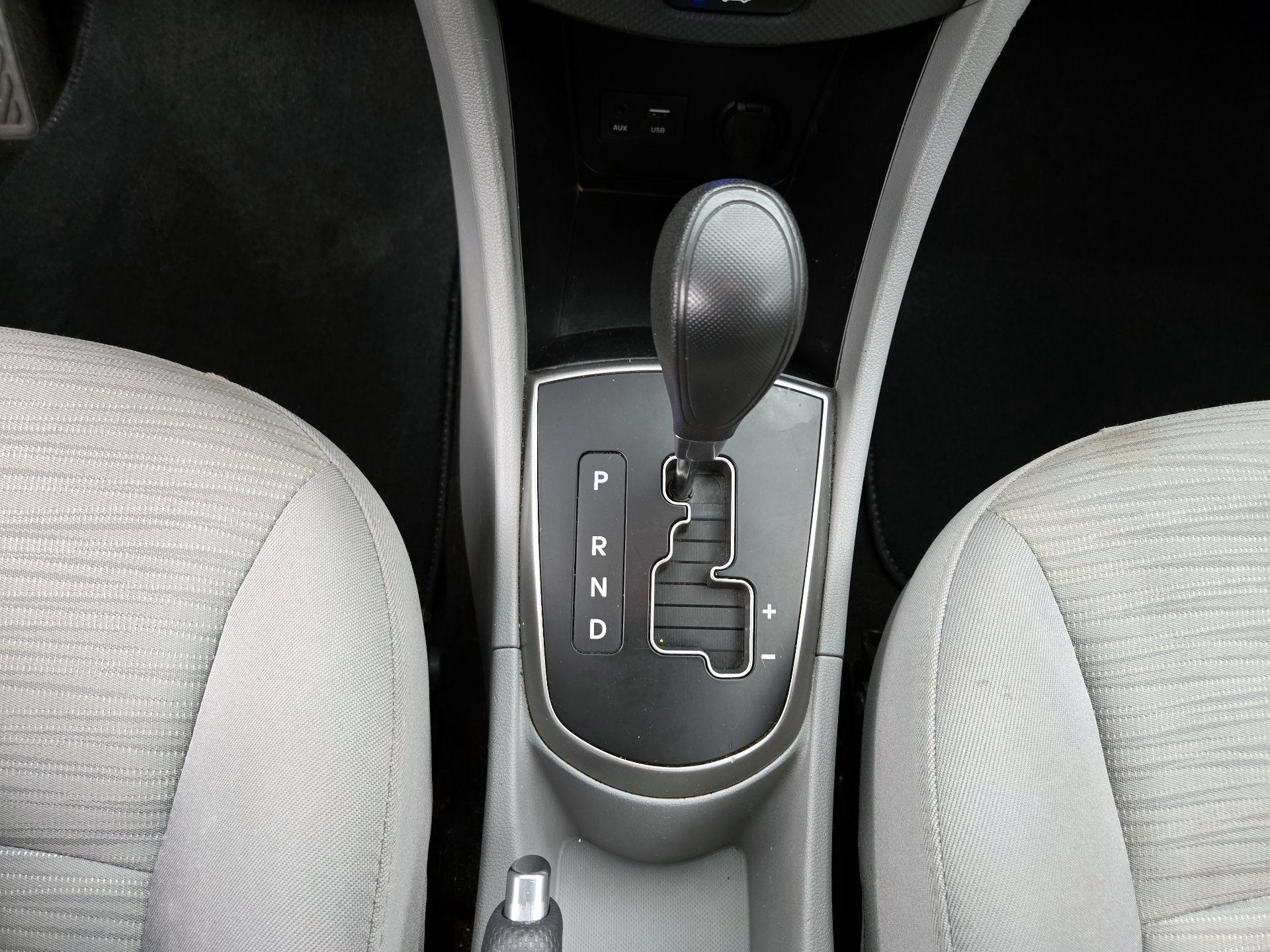 Thumbnail: 2016 Hyundai Accent - 16
