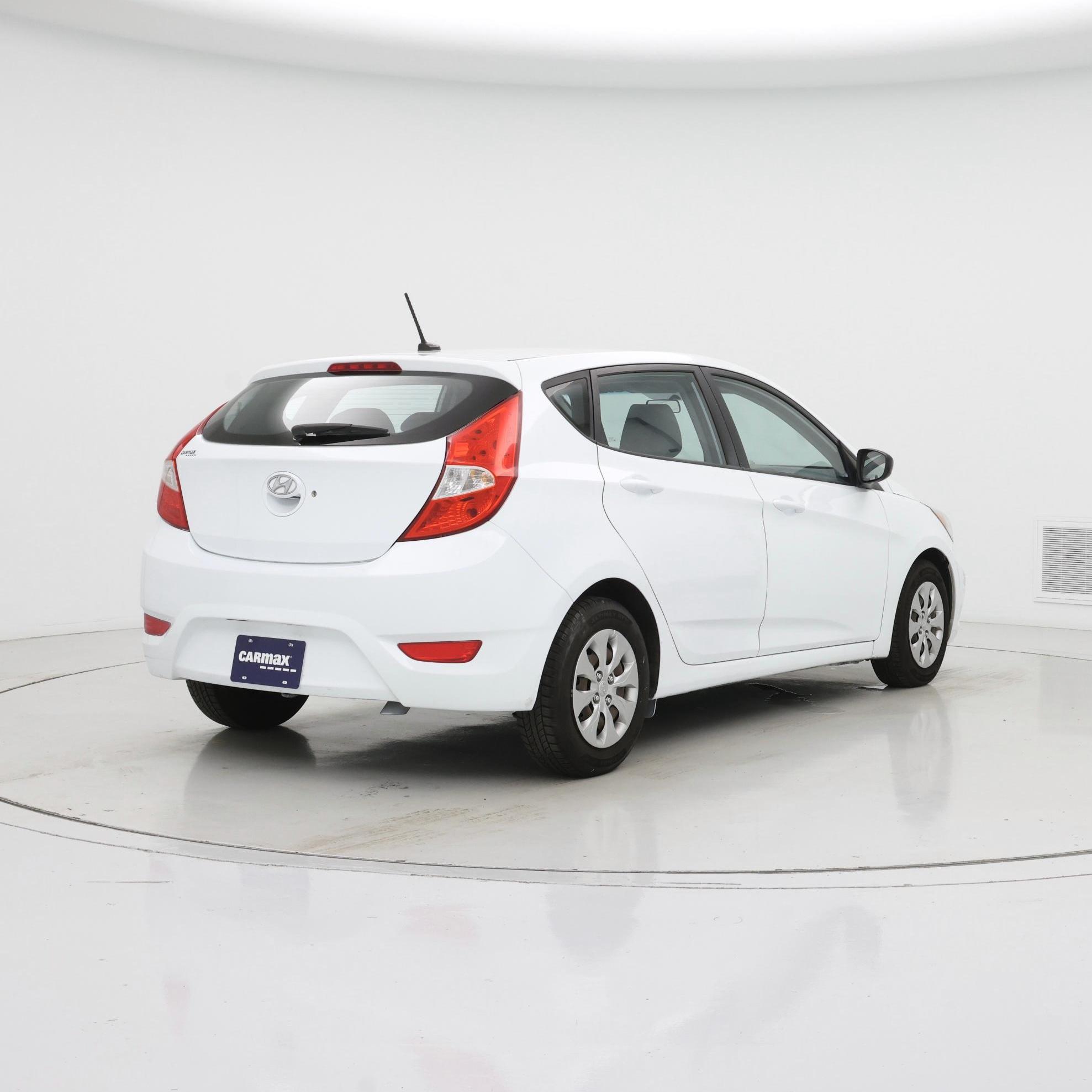 Thumbnail: 2016 Hyundai Accent - 8