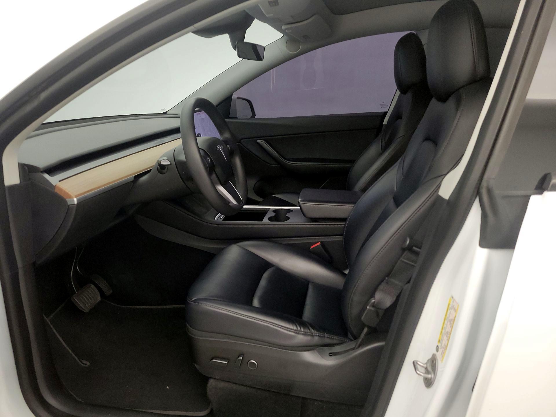 Thumbnail: 2021 Tesla Model Y - 11