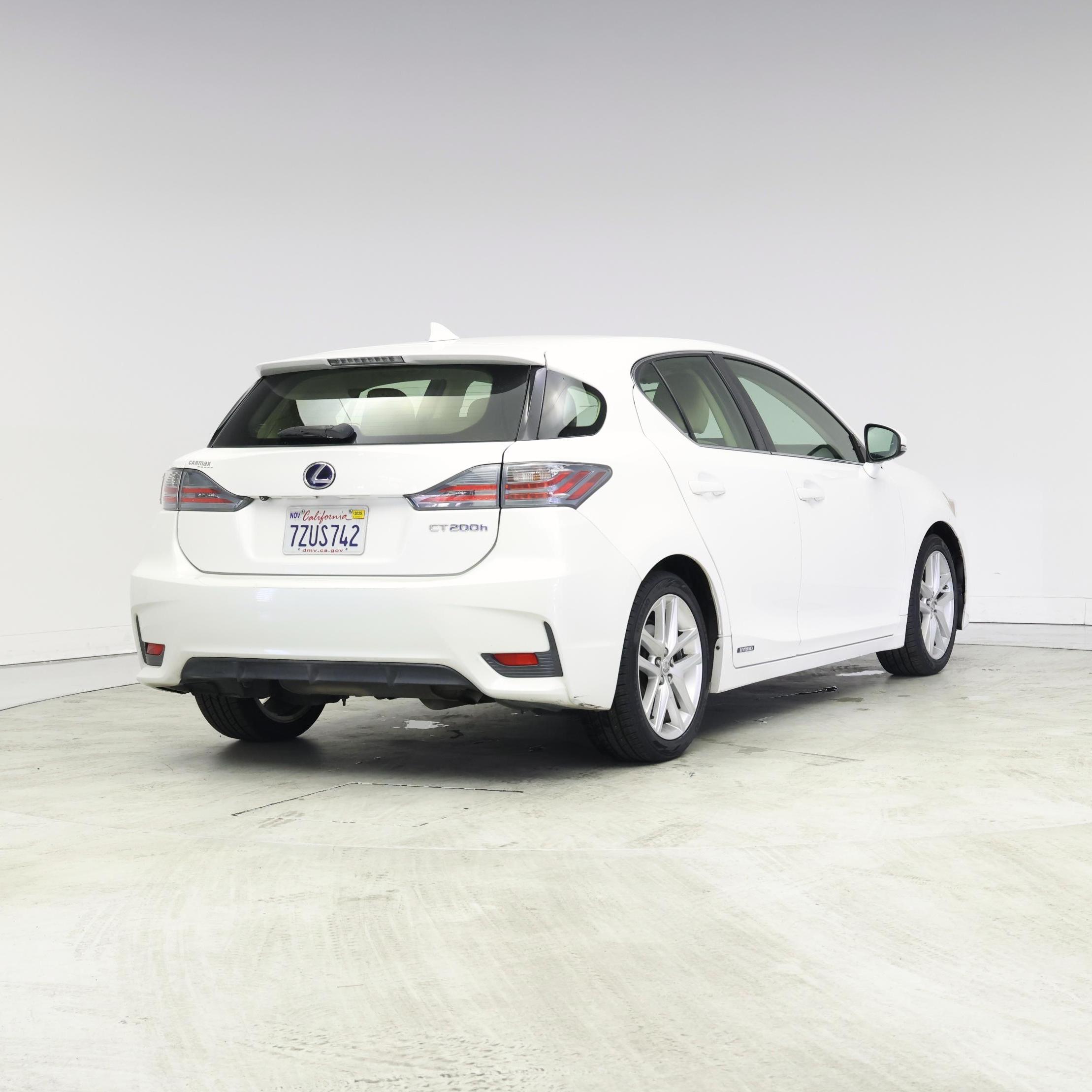 Thumbnail: 2014 Lexus CT - 8
