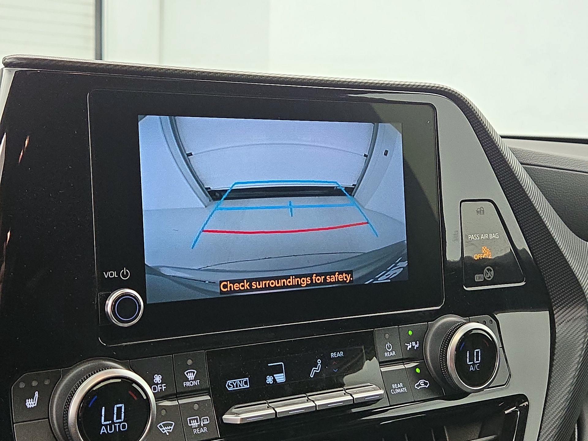 Thumbnail: 2023 Toyota Highlander - 14