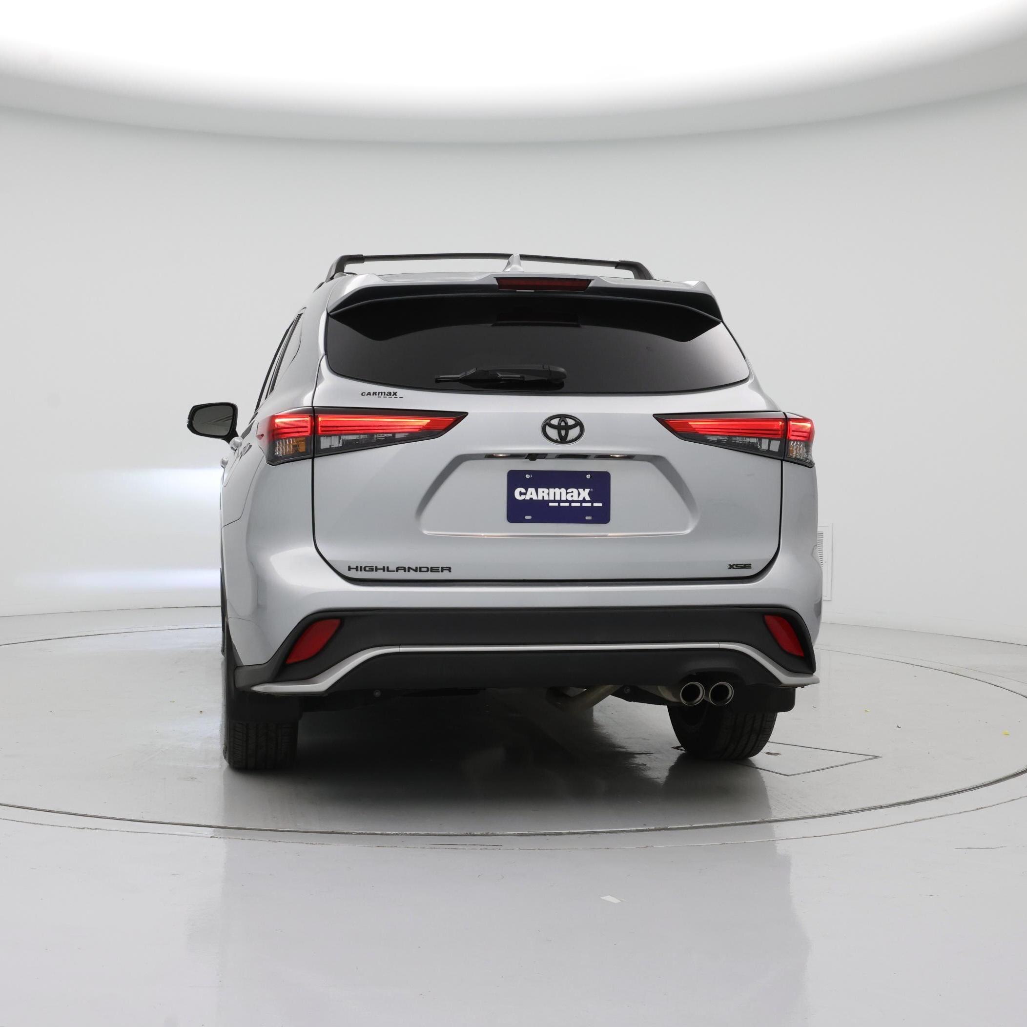 Thumbnail: 2023 Toyota Highlander - 6