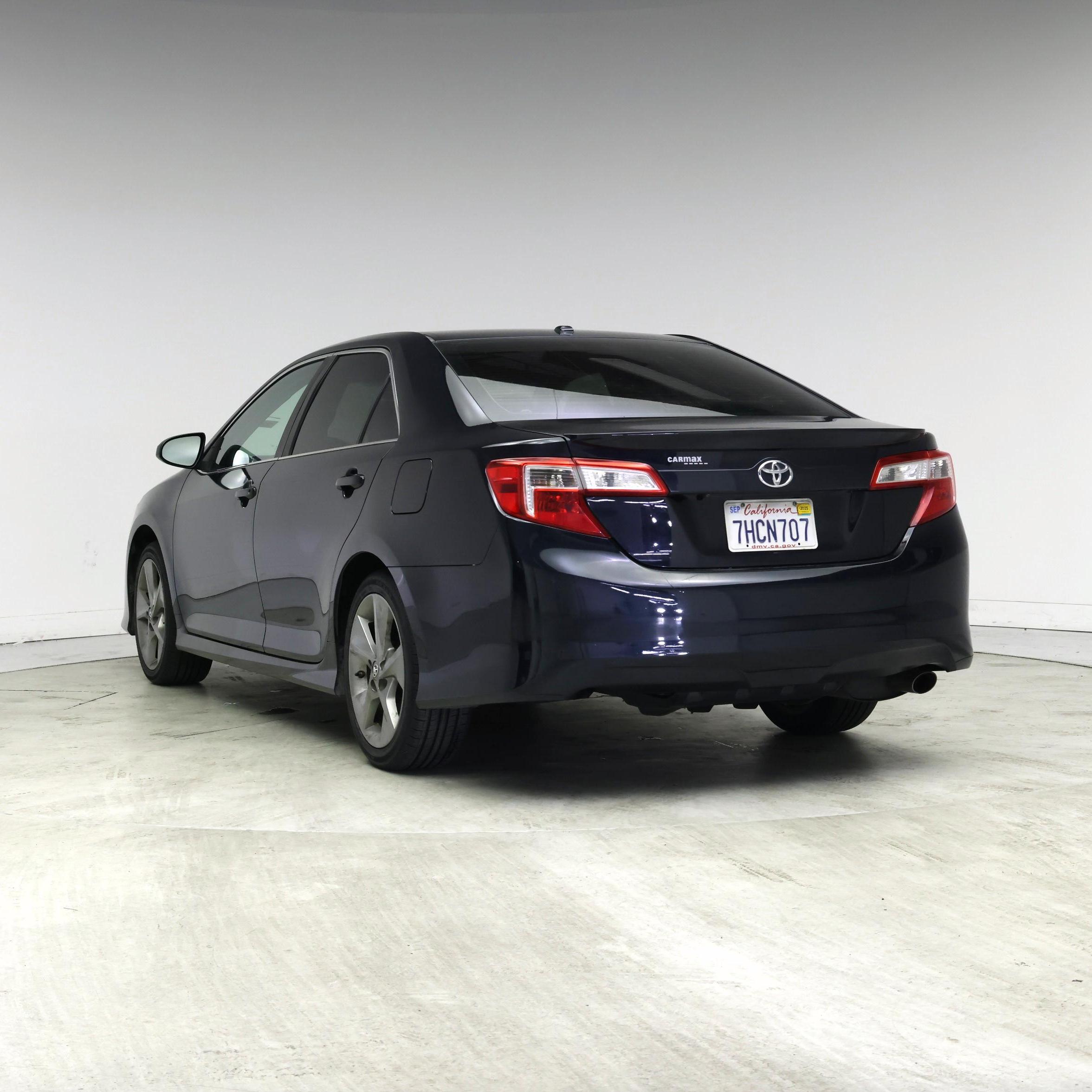 Thumbnail: 2014 Toyota Camry - 2