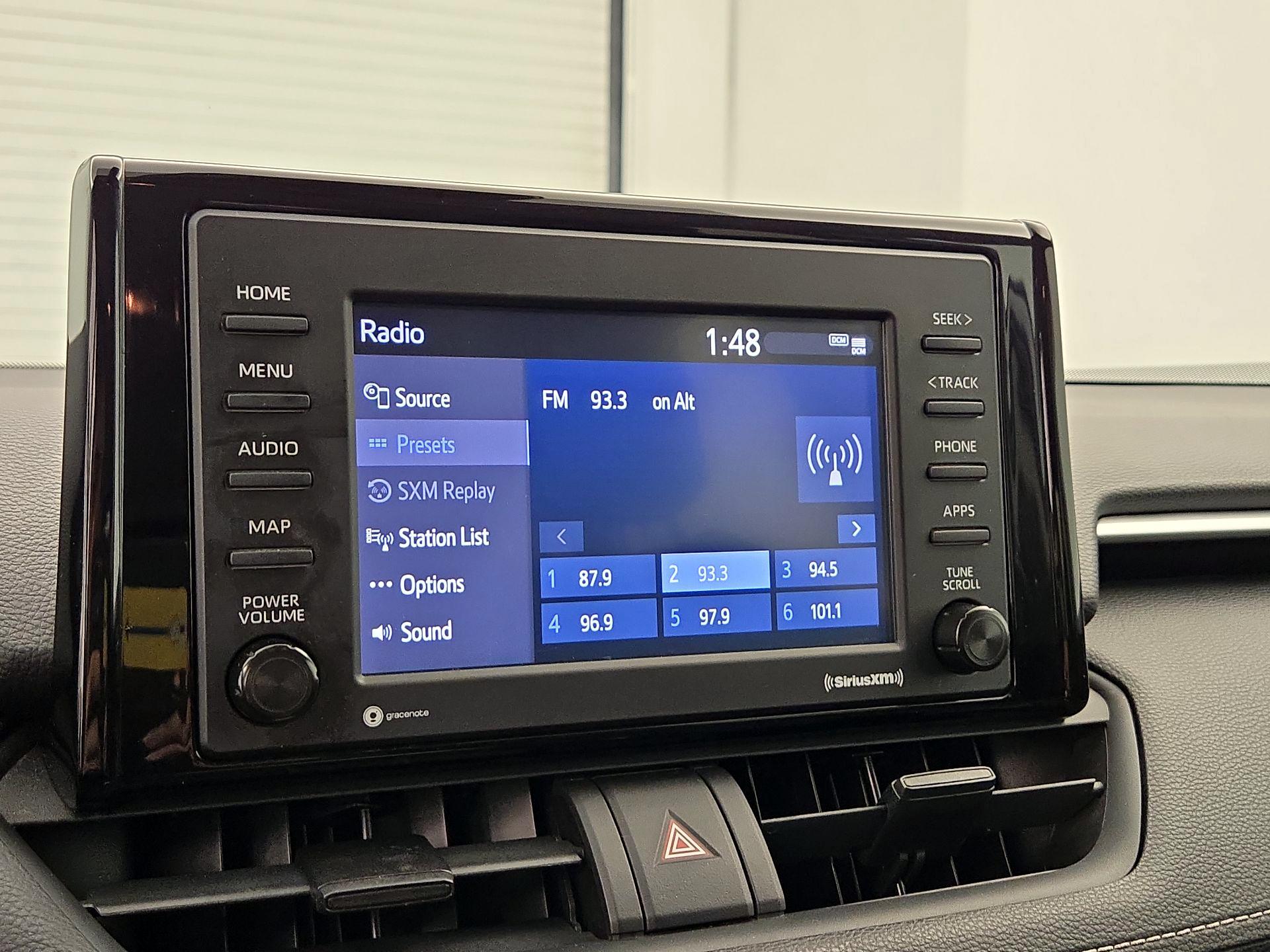 Thumbnail: 2021 Toyota RAV4 - 15