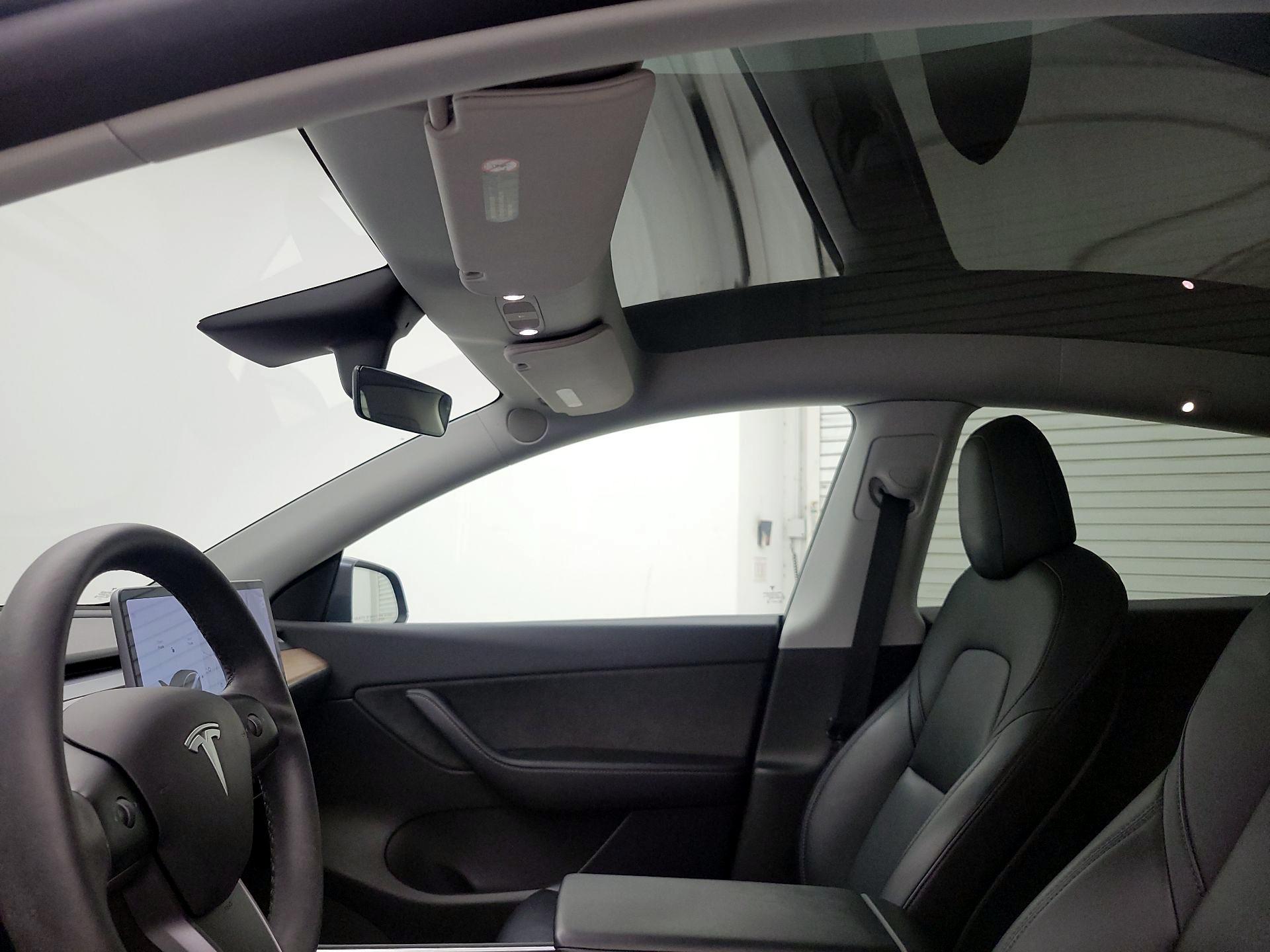 Thumbnail: 2021 Tesla Model Y - 19