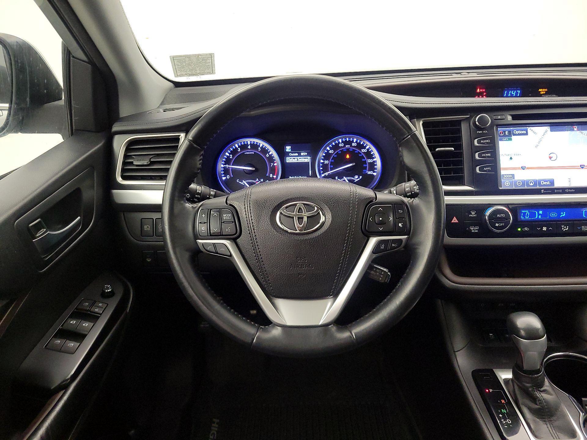 Thumbnail: 2018 Toyota Highlander - 10
