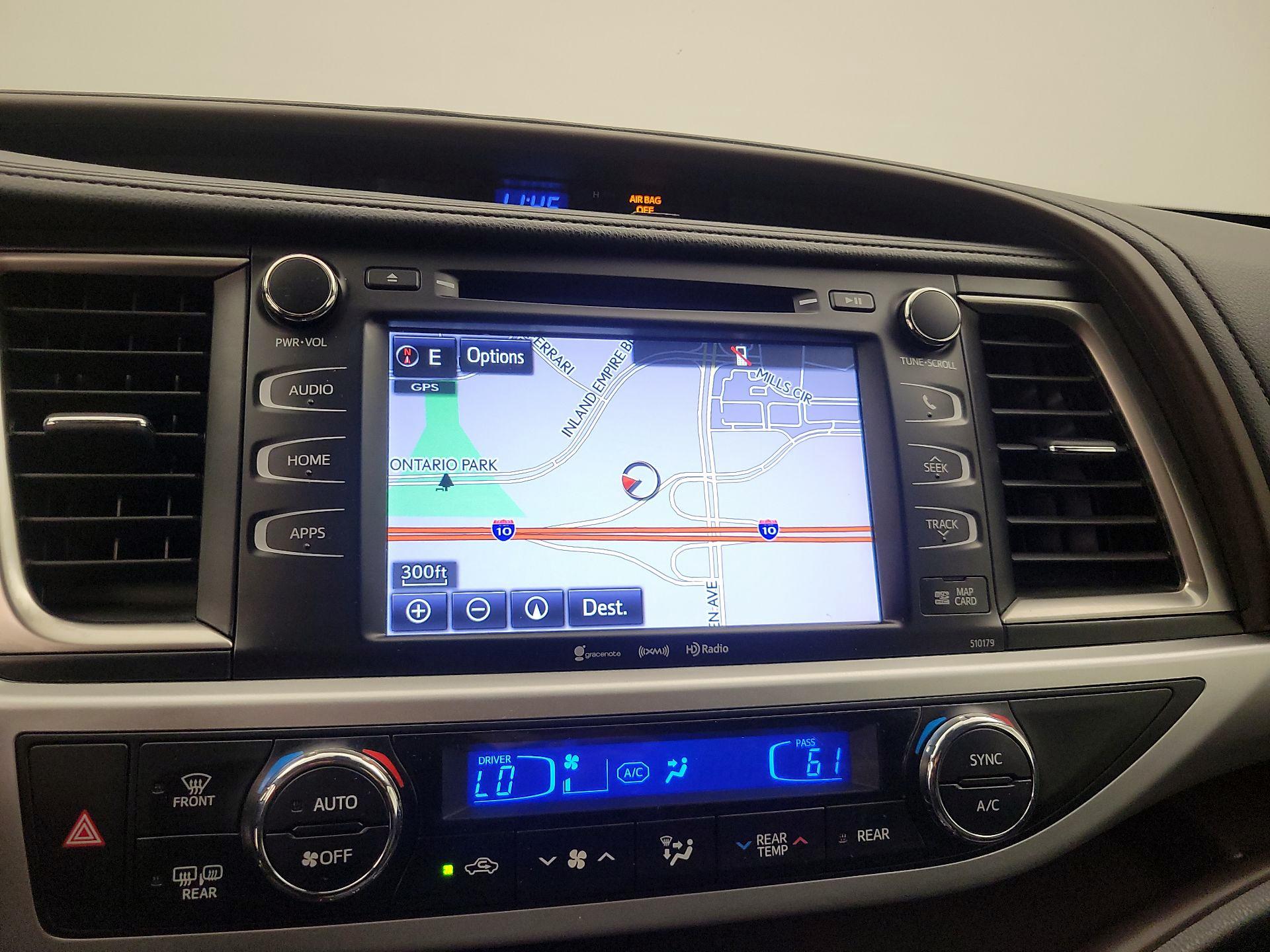 Thumbnail: 2018 Toyota Highlander - 14