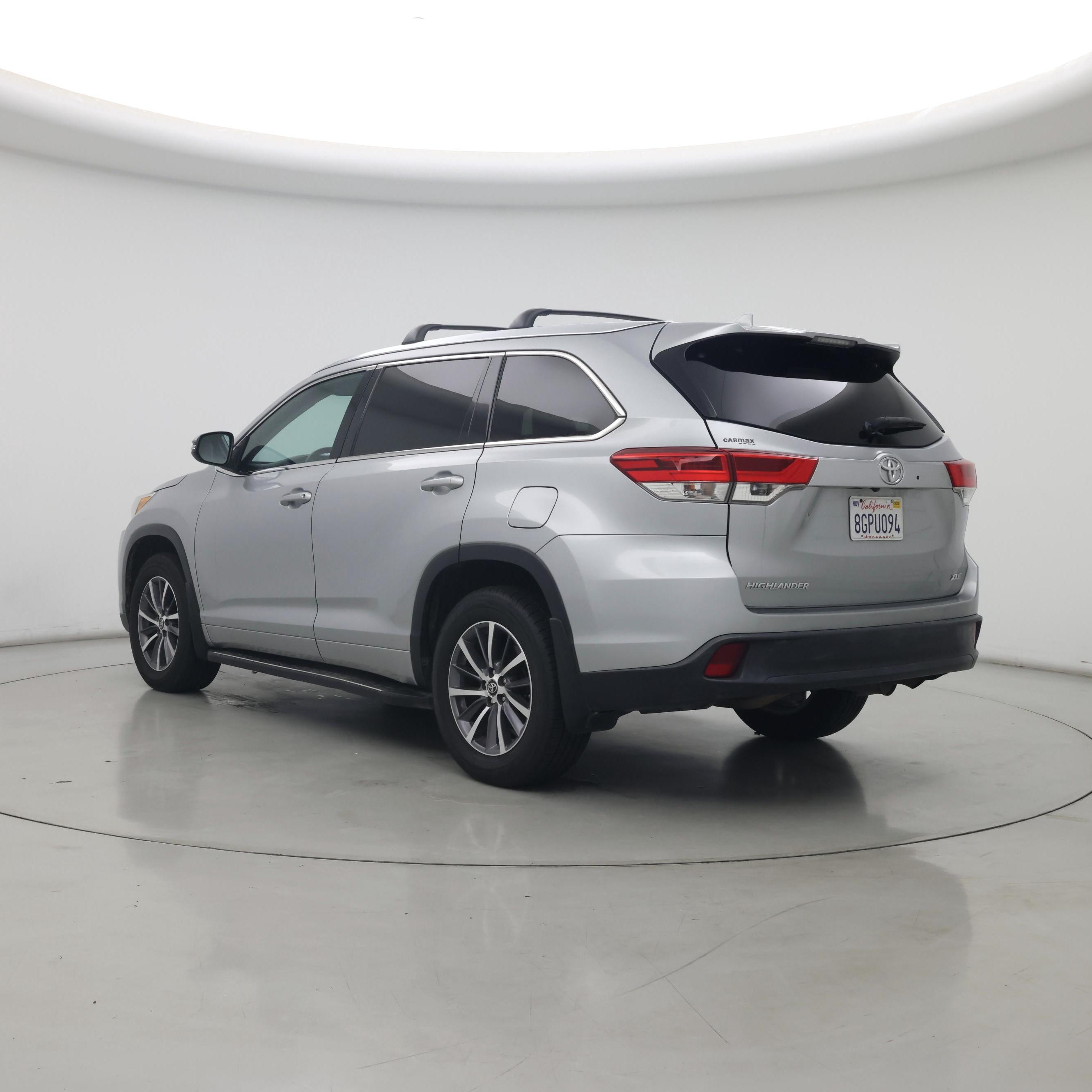 Thumbnail: 2018 Toyota Highlander - 2